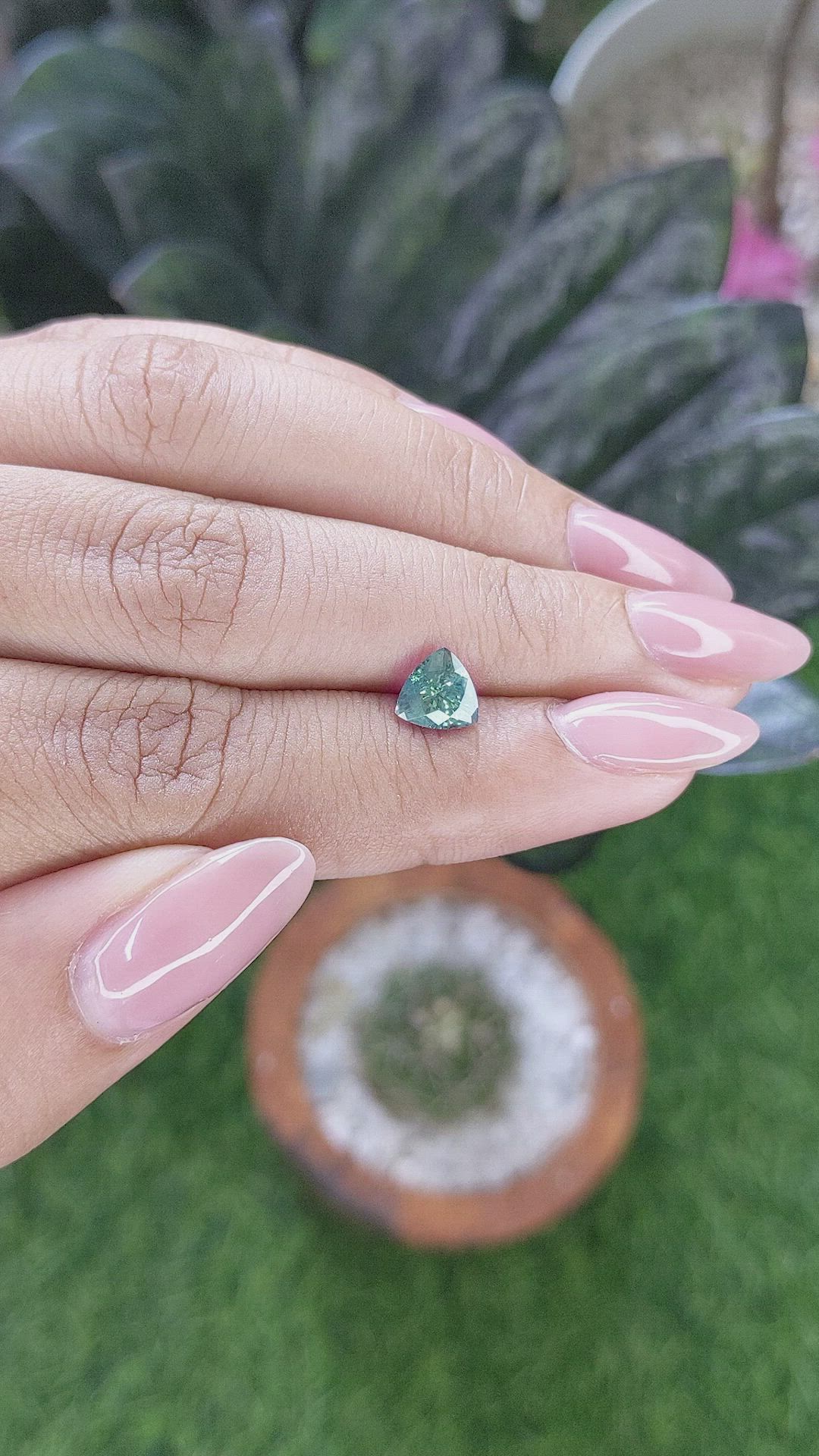 1.22 Ct. Bluish Green Sapphire from Montana Size Video