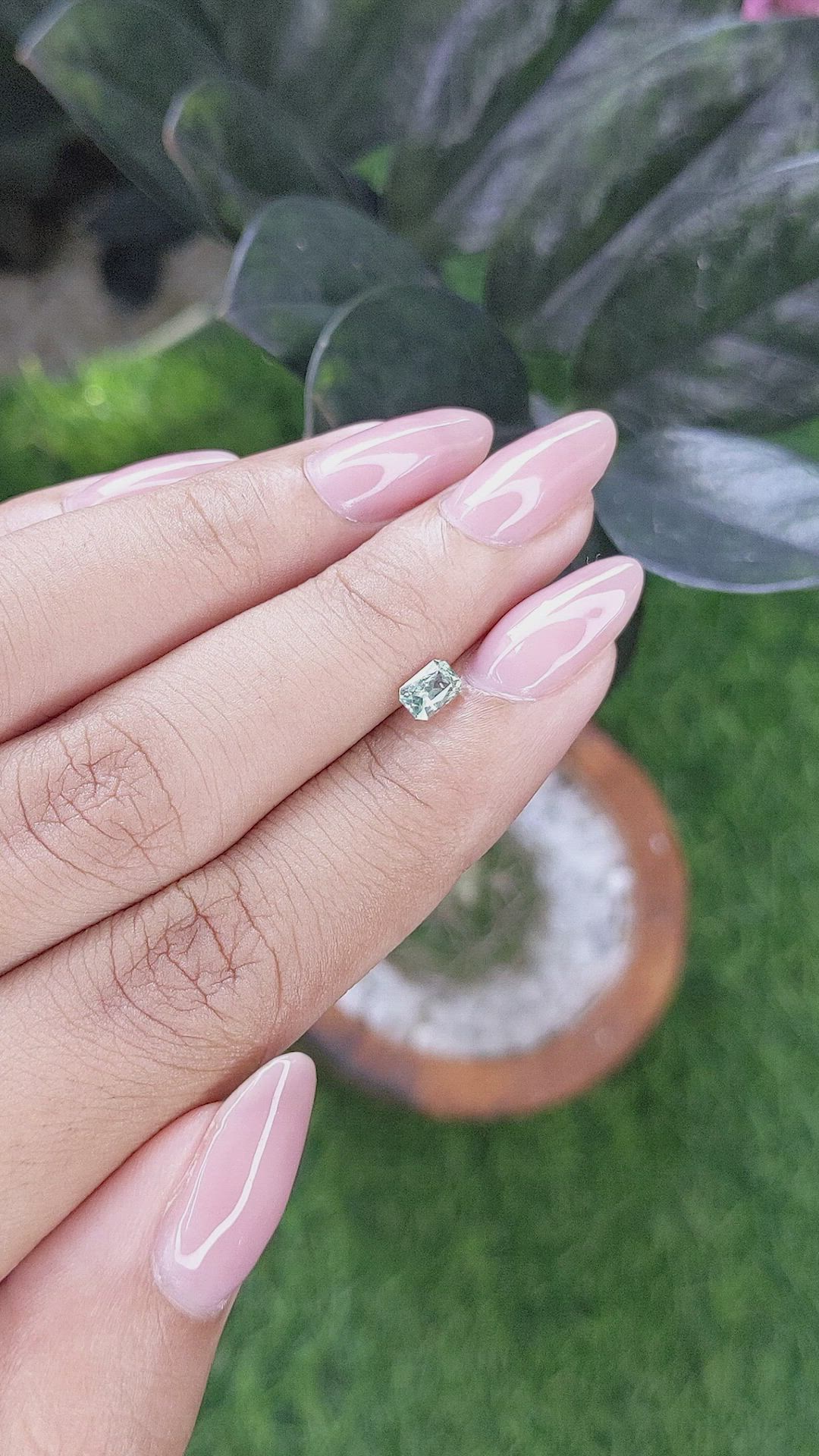 0.49 Ct. Bluish Green Sapphire from Montana Size Video