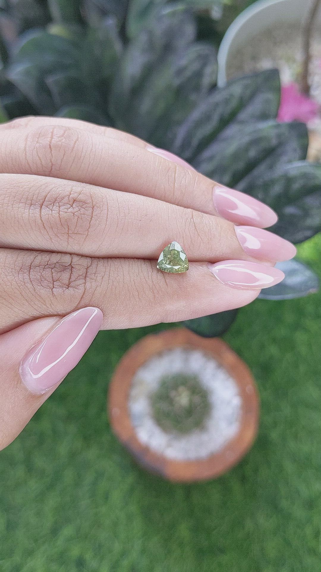 1.54 Ct. Yellowish Green Sapphire from Montana Size Video