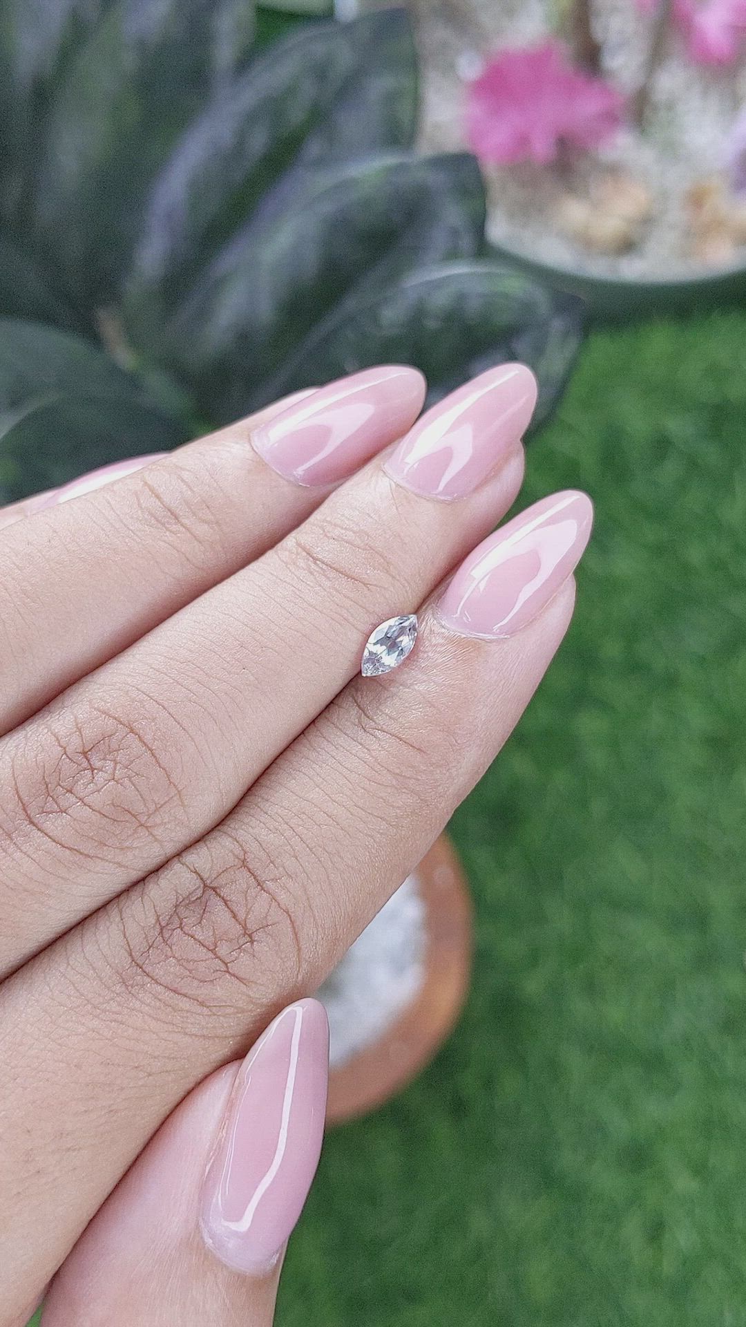 0.50 Ct. White Sapphire from Montana Size Video