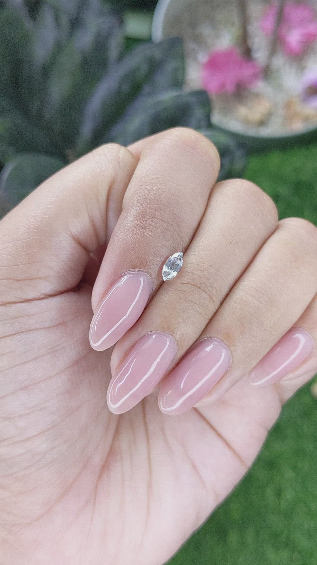 0.50 Ct. White Sapphire from Montana Size Video