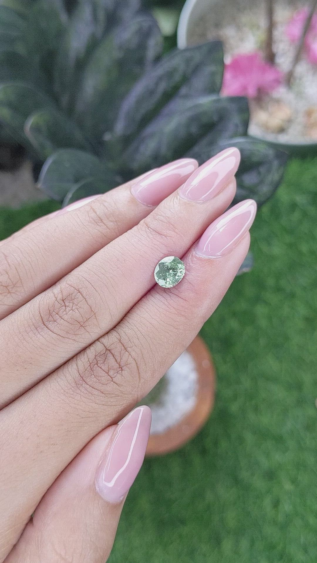 1.21 Ct. Green Sapphire from Montana Size Video