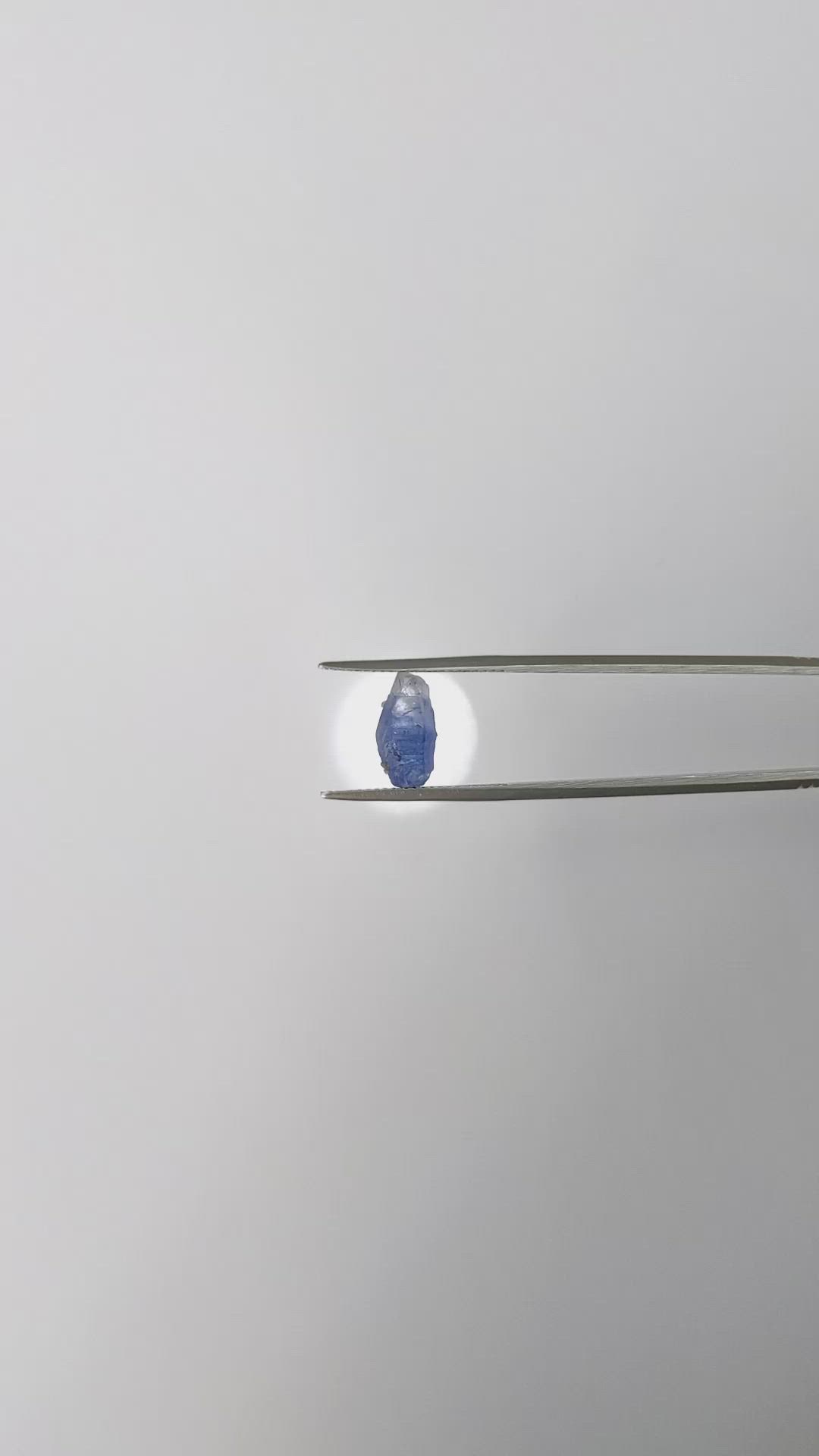 3.48 Ct. Bi Color Sapphire Crystal from Ceylon (Sri Lanka) Size Video