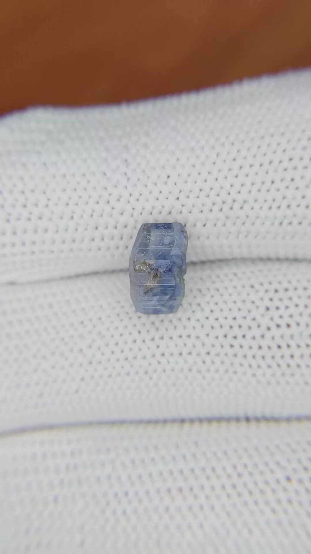 2.85 Ct. Blue Sapphire Crystal from Ceylon (Sri Lanka) Size Video