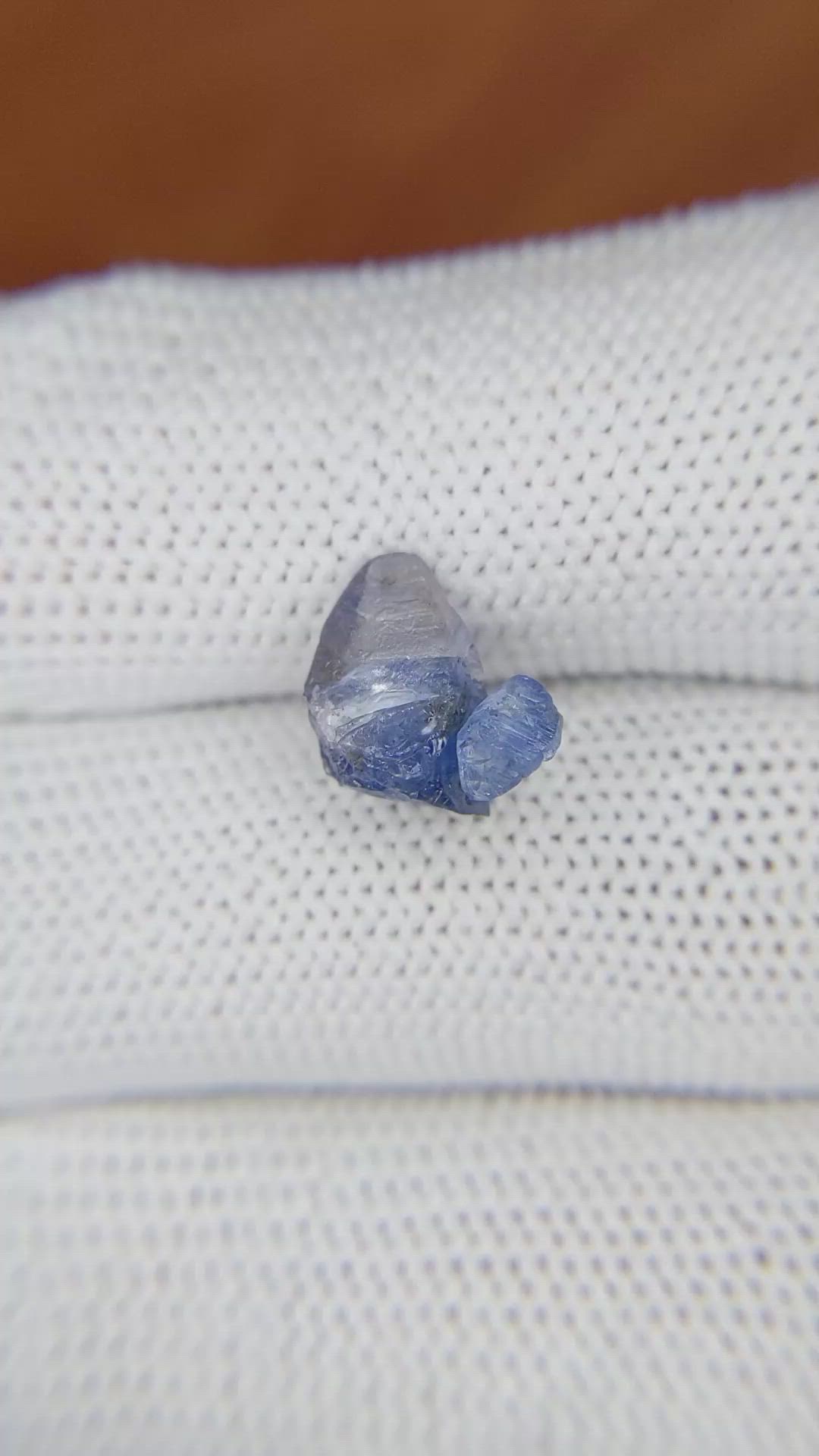 3.46 Ct. Blue Sapphire Crystal from Ceylon (Sri Lanka) Size Video
