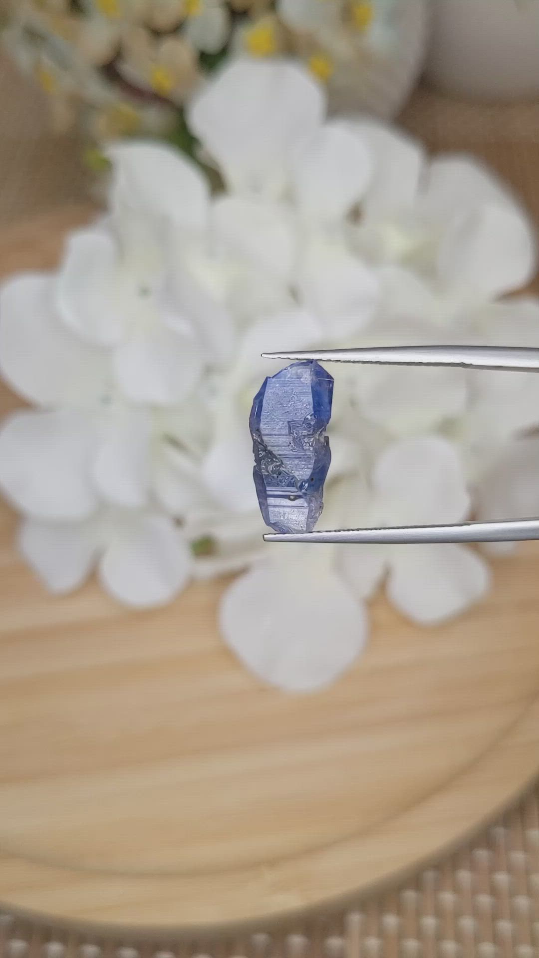 6.85 Ct. Blue Sapphire Crystal from Ceylon (Sri Lanka) Size Video