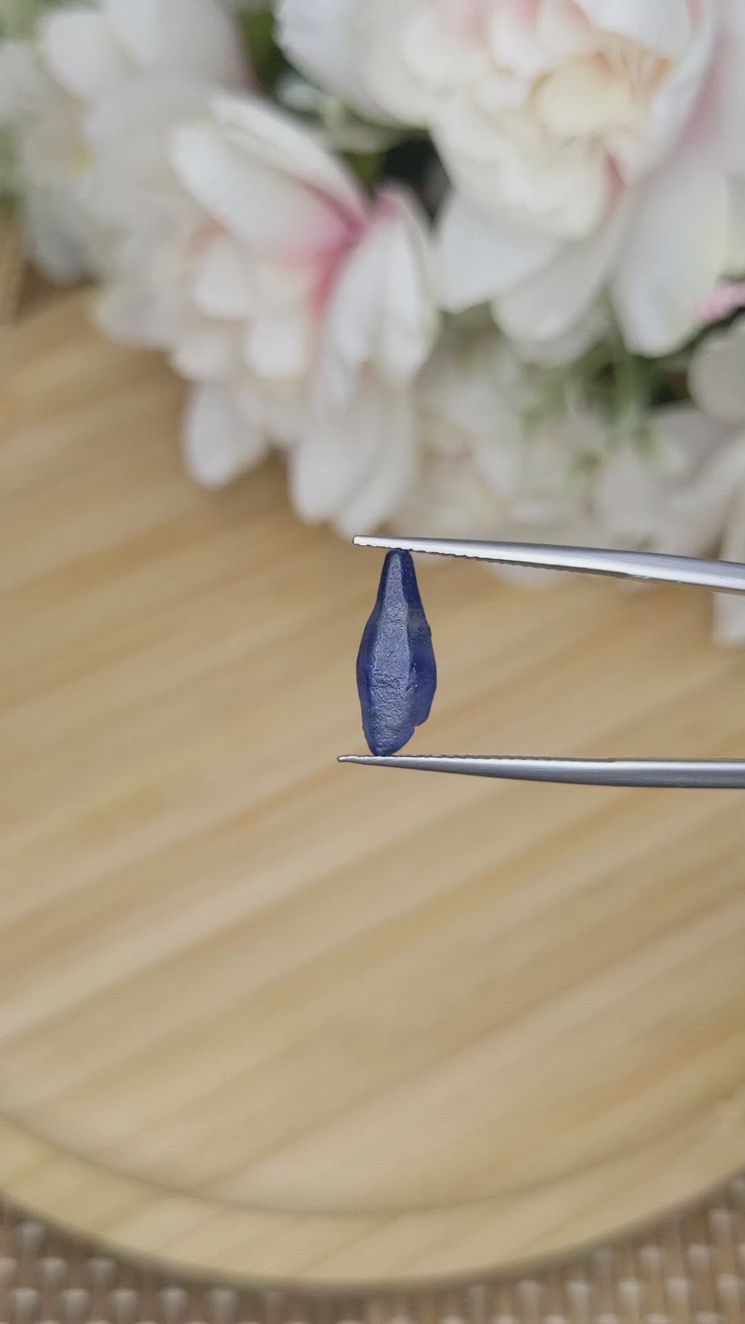 3.64 Ct. Blue Sapphire Crystal from Ceylon (Sri Lanka) Size Video