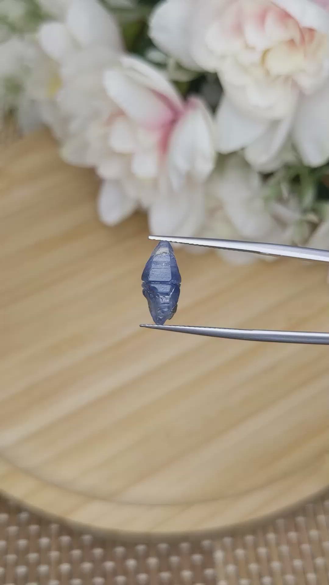 4.75 Ct. Blue Sapphire Crystal from Ceylon (Sri Lanka) Size Video