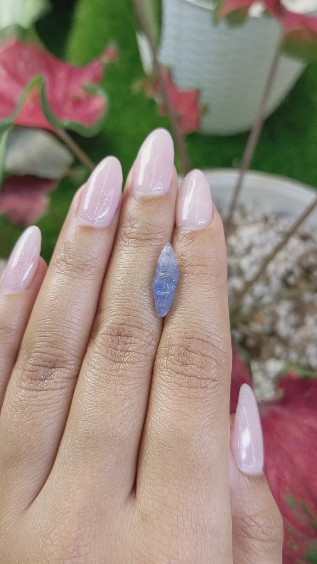 4.01 Ct. Blue Sapphire Crystal from Ceylon (Sri Lanka) Size Video