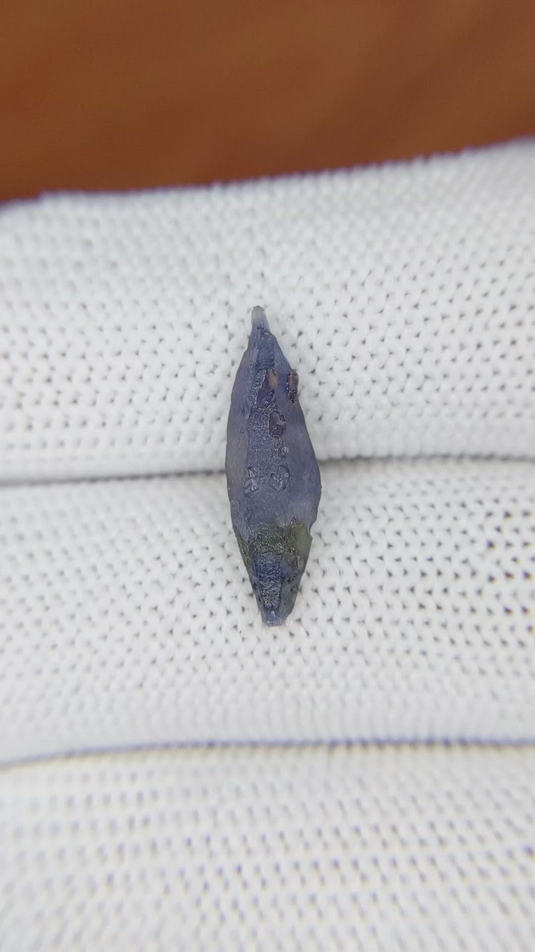 3.19 Ct. Blue Sapphire Crystal from Ceylon (Sri Lanka) Size Video