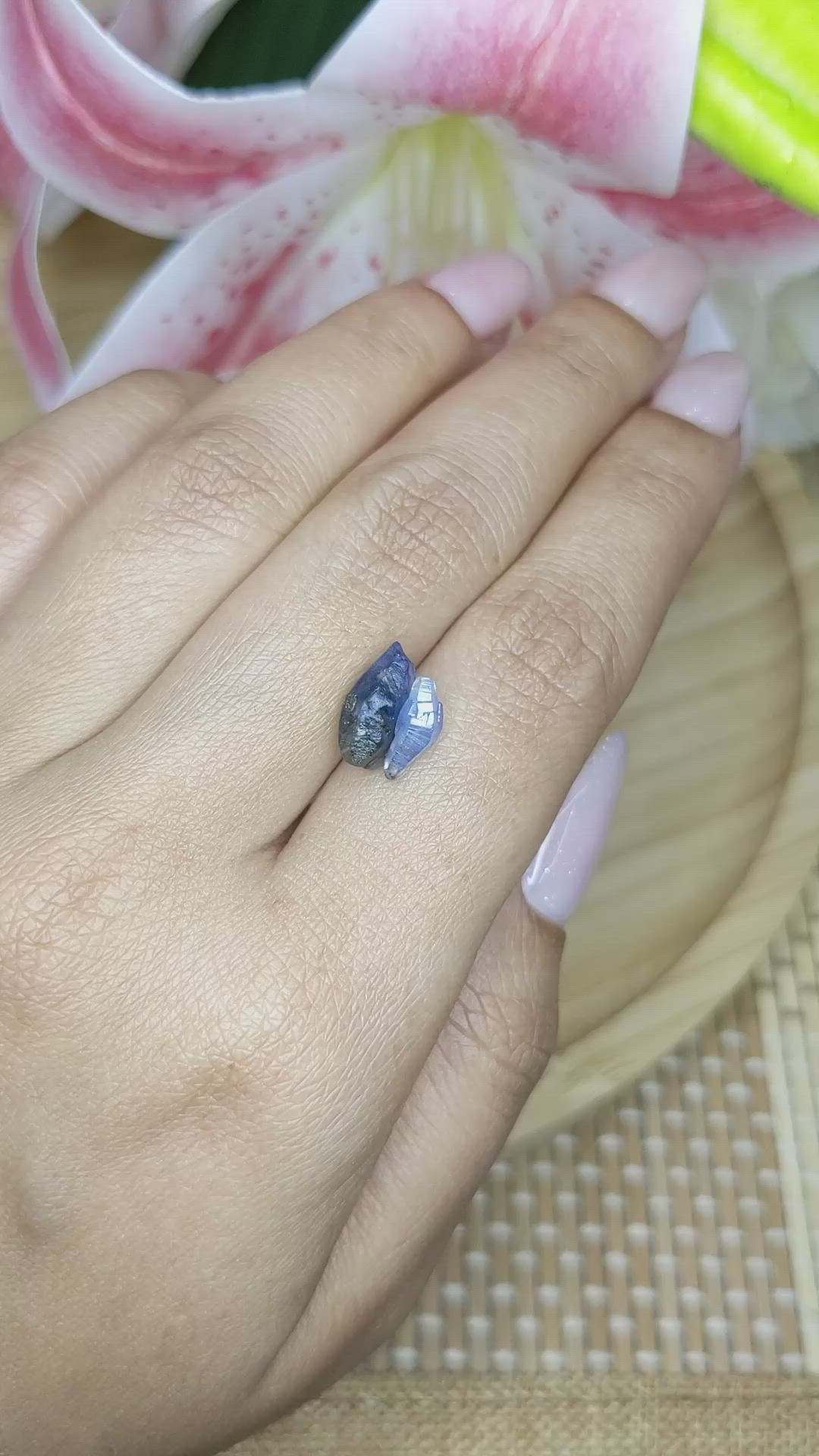 4.44 Ct. Blue Sapphire Crystal from Ceylon (Sri Lanka) Size Video