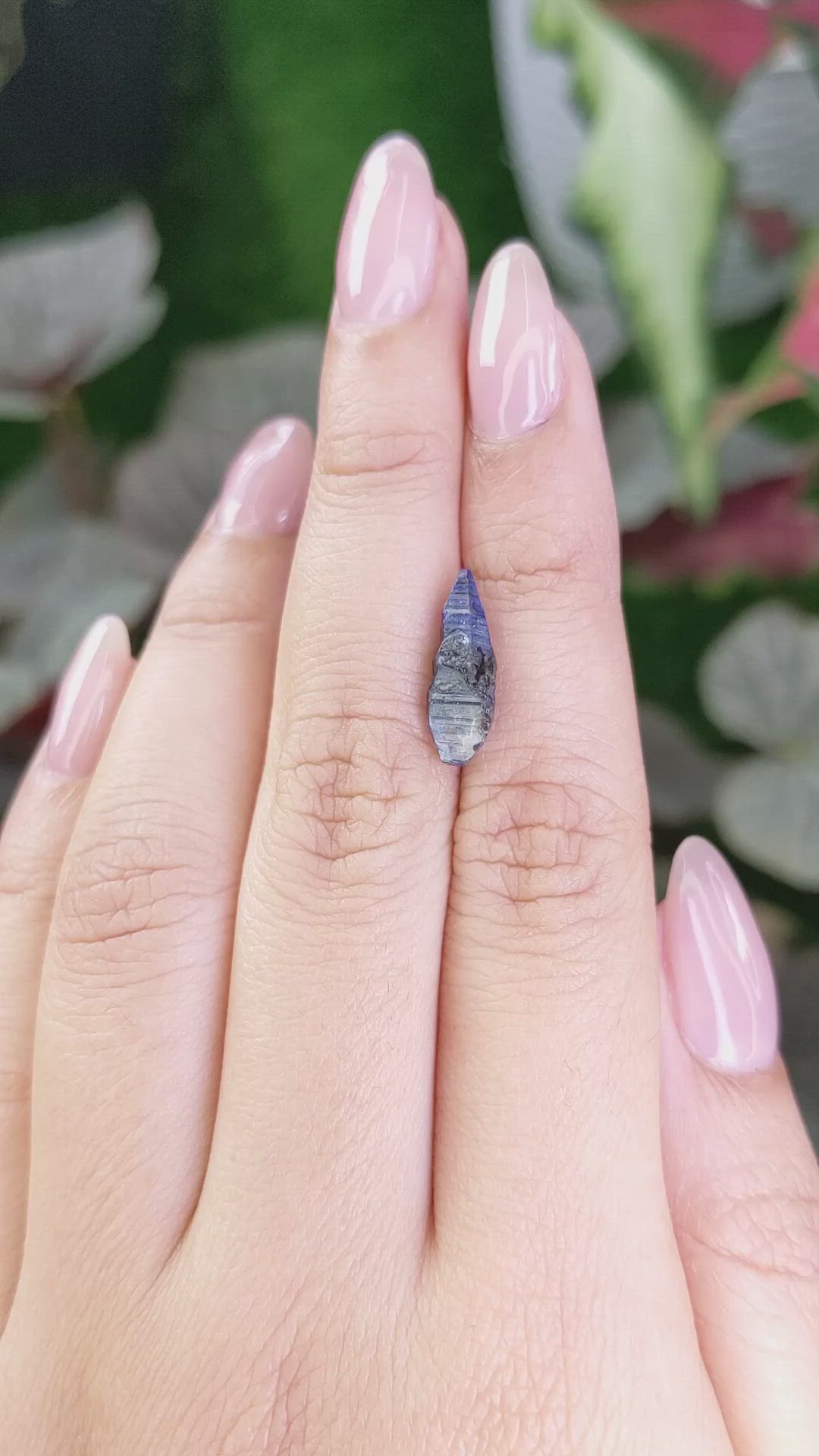 3.19 Ct. Blue Sapphire Crystal from Ceylon (Sri Lanka) Size Video