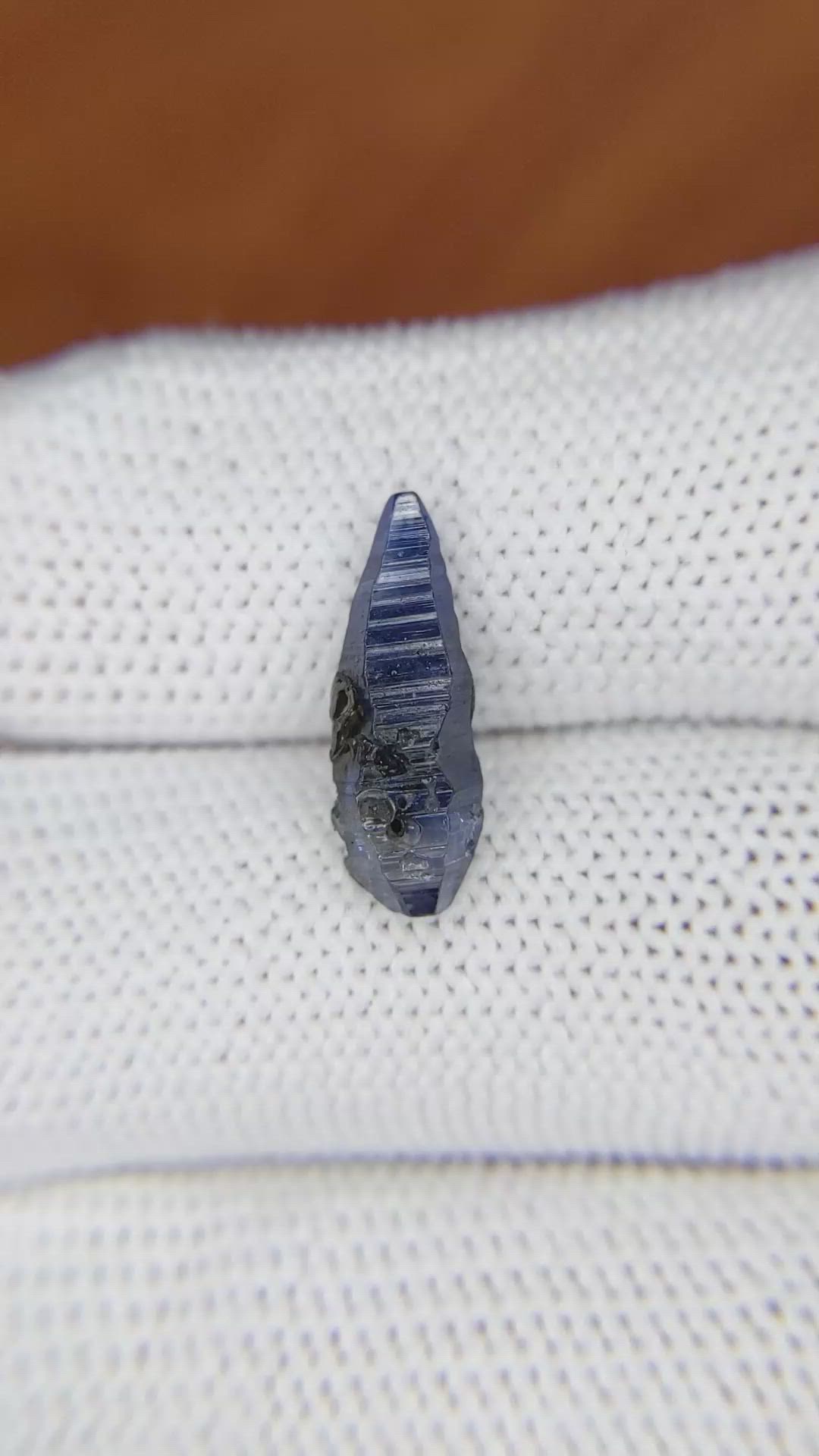3.19 Ct. Blue Sapphire Crystal from Ceylon (Sri Lanka) Size Video