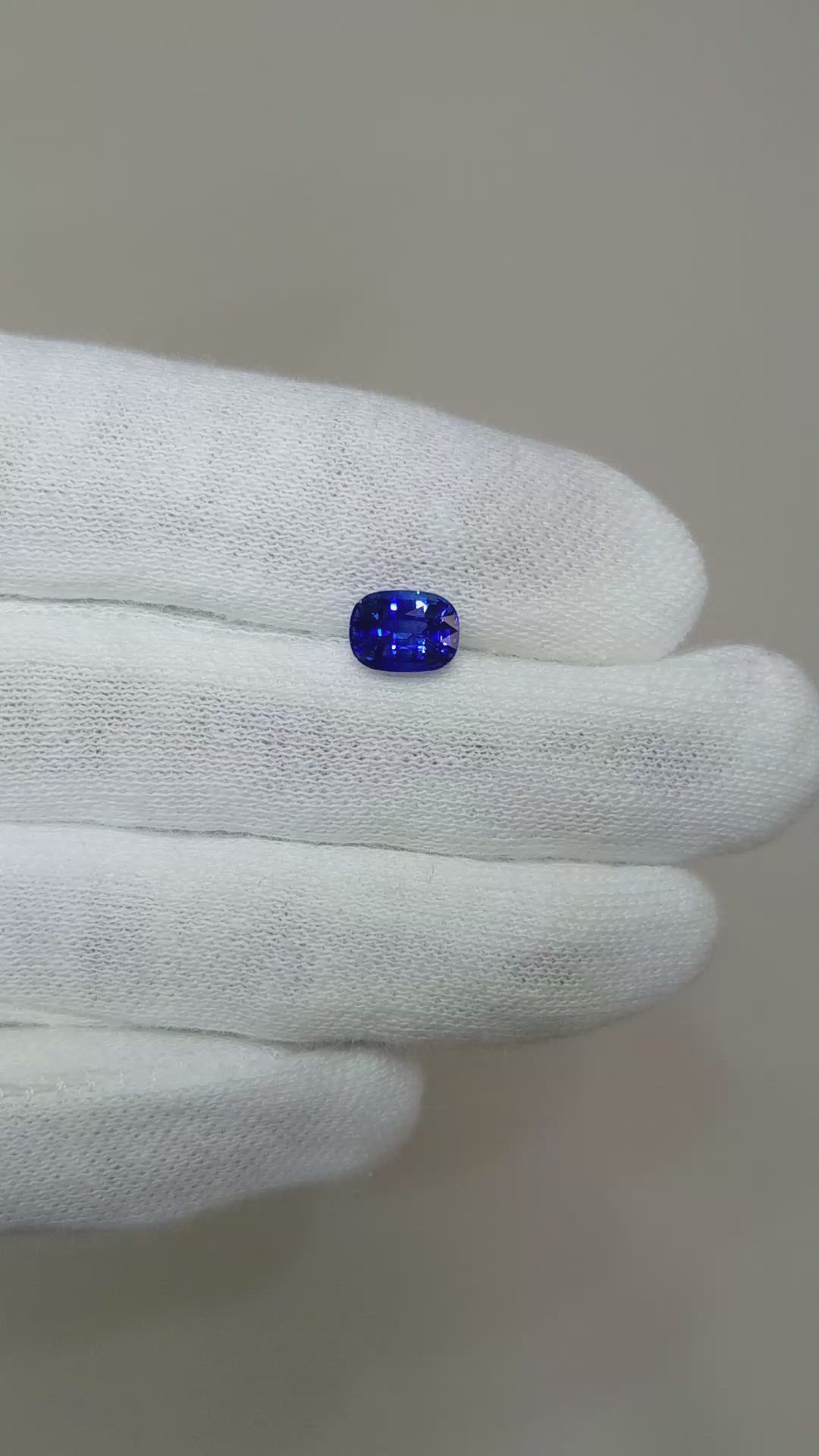 1.58 Ct. Blue Sapphire from Ceylon (Sri Lanka) Size Video
