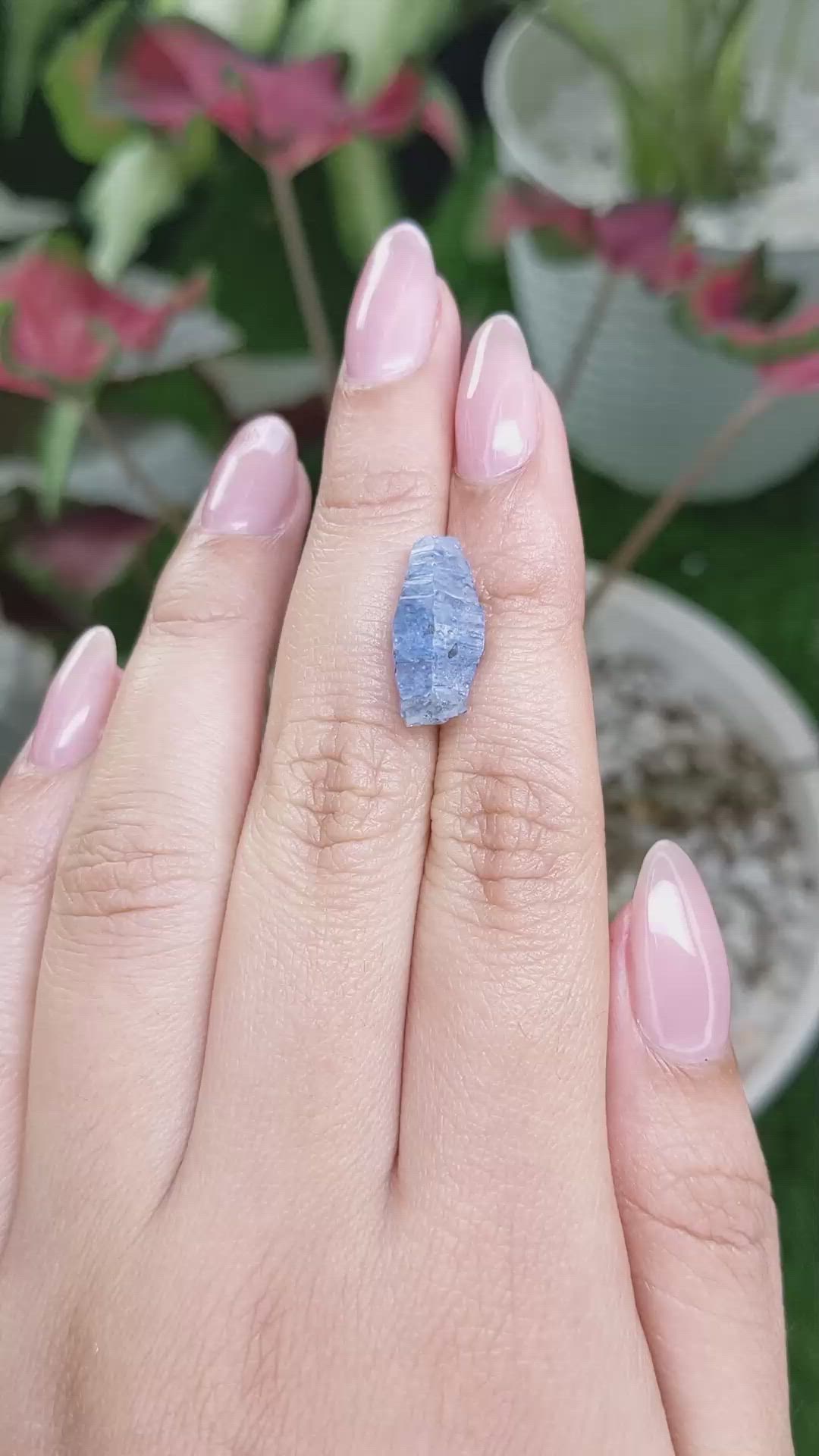 8.67 Ct. Blue Sapphire Crystal from Ceylon (Sri Lanka) Size Video