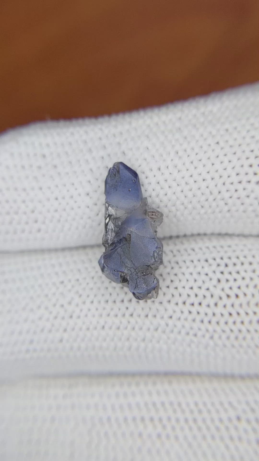 4.66 Ct. Blue Sapphire Crystal from Ceylon (Sri Lanka) Size Video