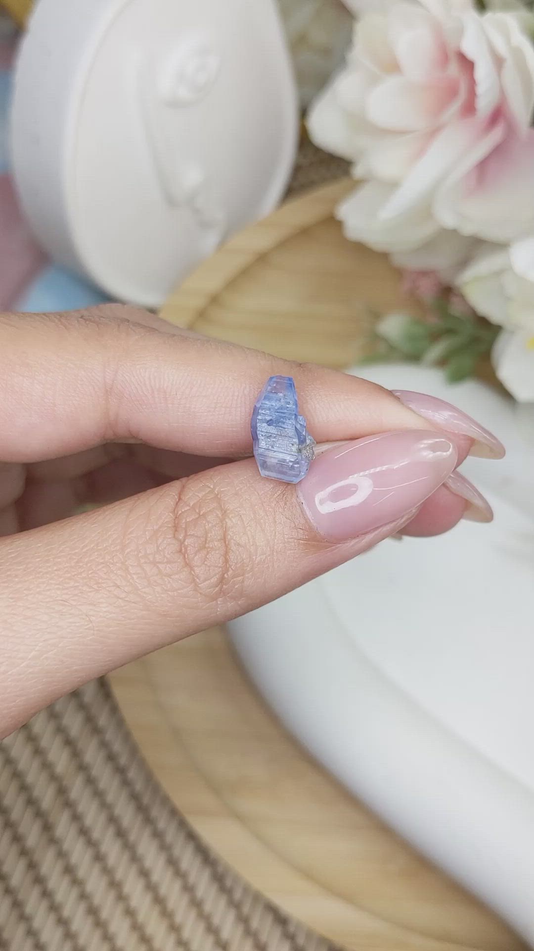 4.16 Ct. Blue Sapphire Crystal from Ceylon (Sri Lanka) Size Video