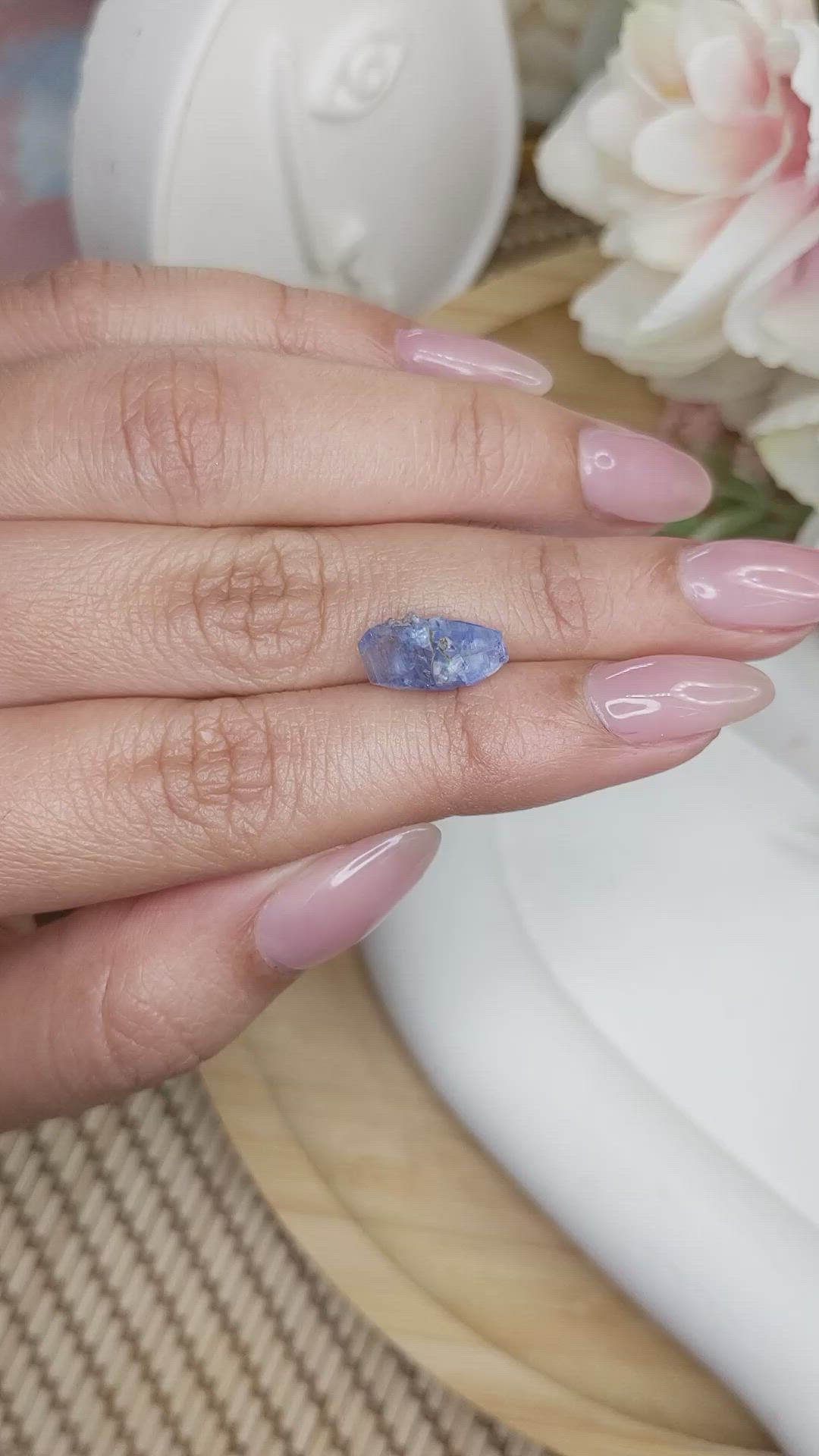 4.16 Ct. Blue Sapphire Crystal from Ceylon (Sri Lanka) Size Video