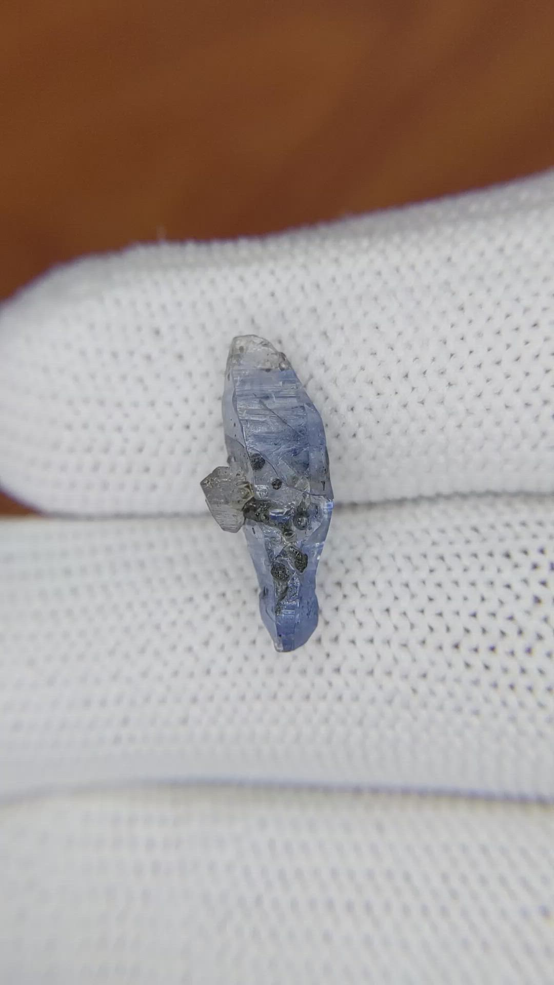 4.22 Ct. Blue Sapphire Crystal from Ceylon (Sri Lanka) Size Video