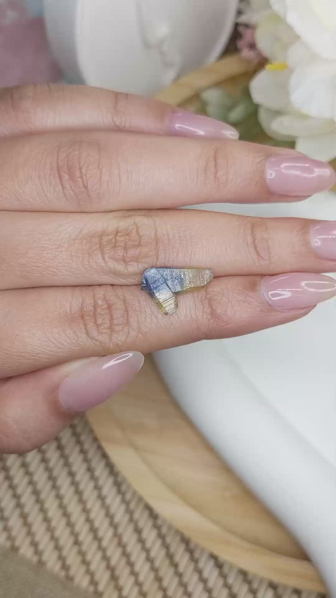 3.52 Ct. Bi Color Sapphire Crystal from Ceylon (Sri Lanka) Size Video