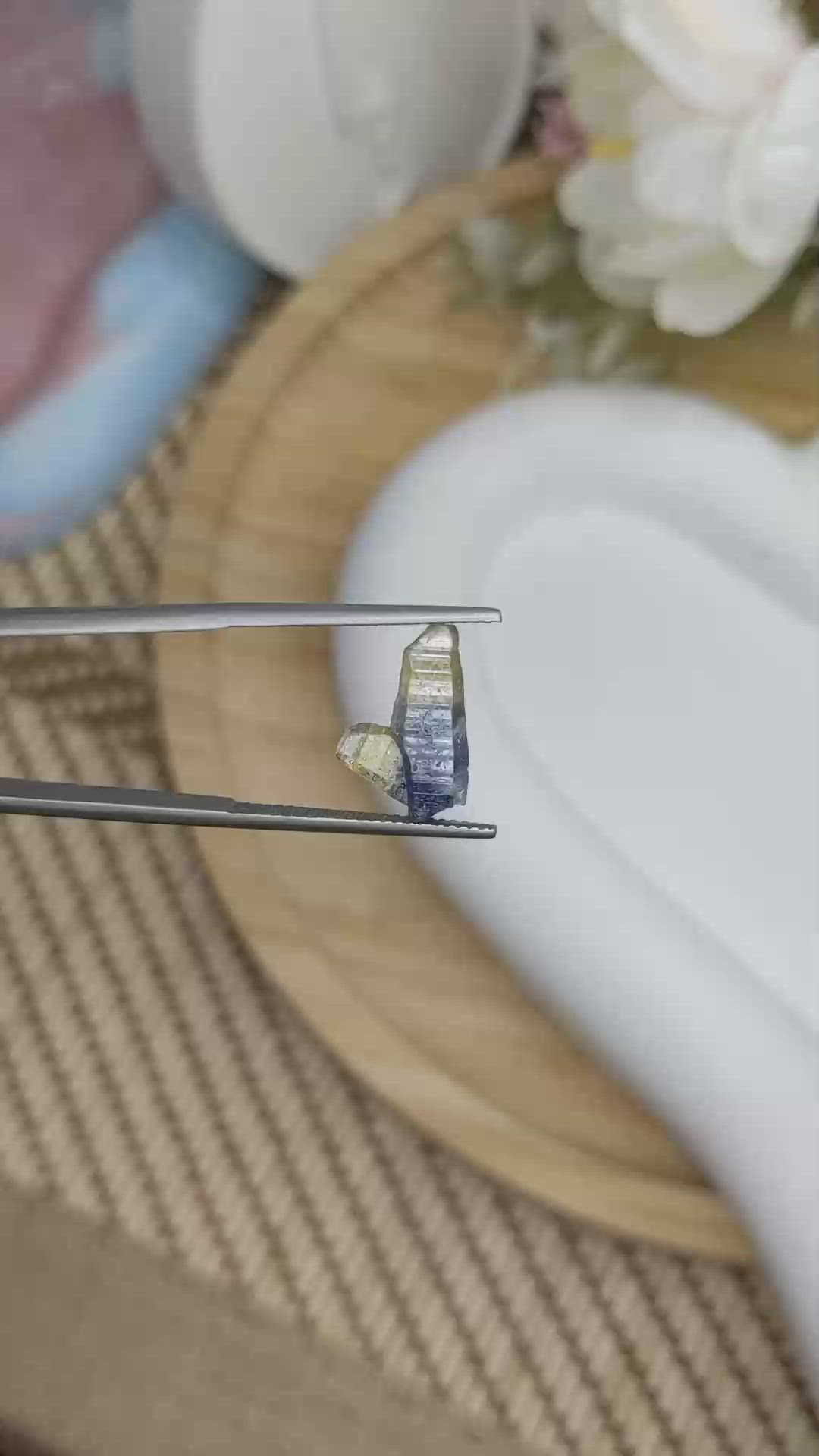 3.52 Ct. Bi Color Sapphire Crystal from Ceylon (Sri Lanka) Size Video