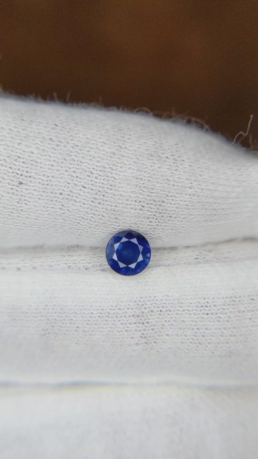 0.80 Ct. Blue Sapphire from Ceylon (Sri Lanka) Size Video