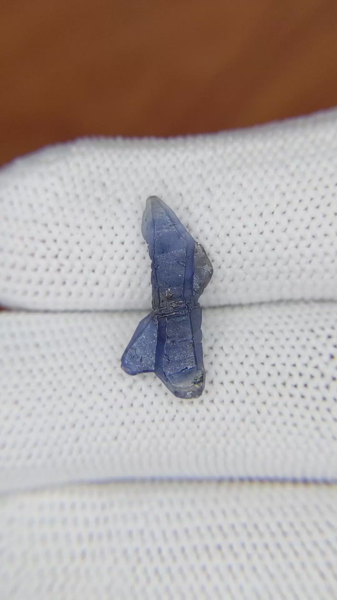 3.38 Ct. Blue Sapphire Crystal from Ceylon (Sri Lanka) Size Video