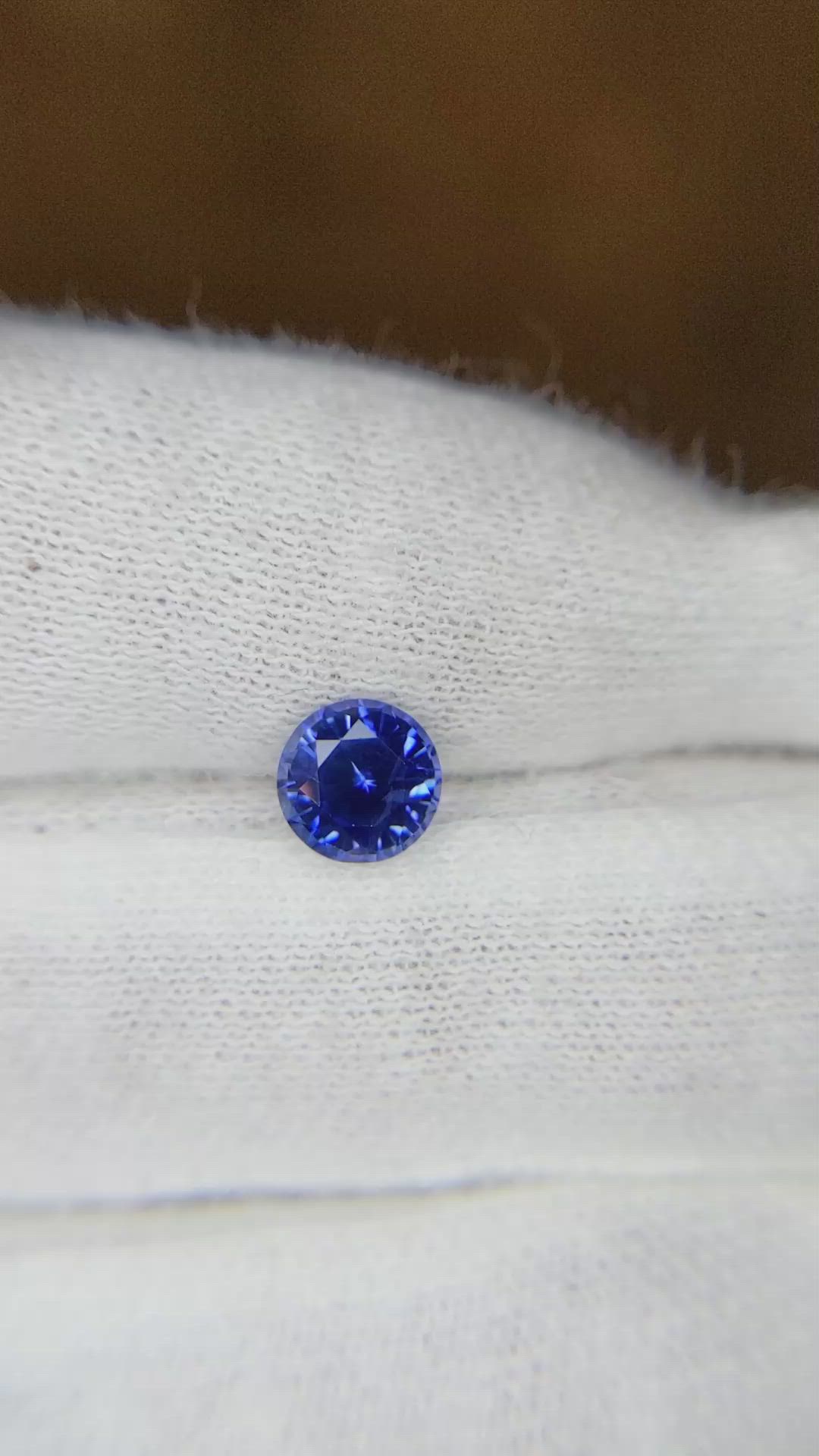 1.09 Ct. Blue Sapphire from Ceylon (Sri Lanka) Size Video