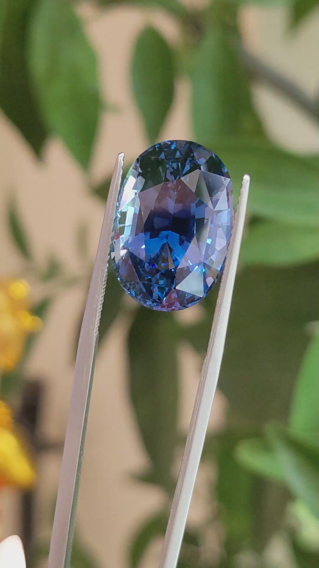 18.95 Ct. Blue Sapphire from Ceylon (Sri Lanka) Size Video