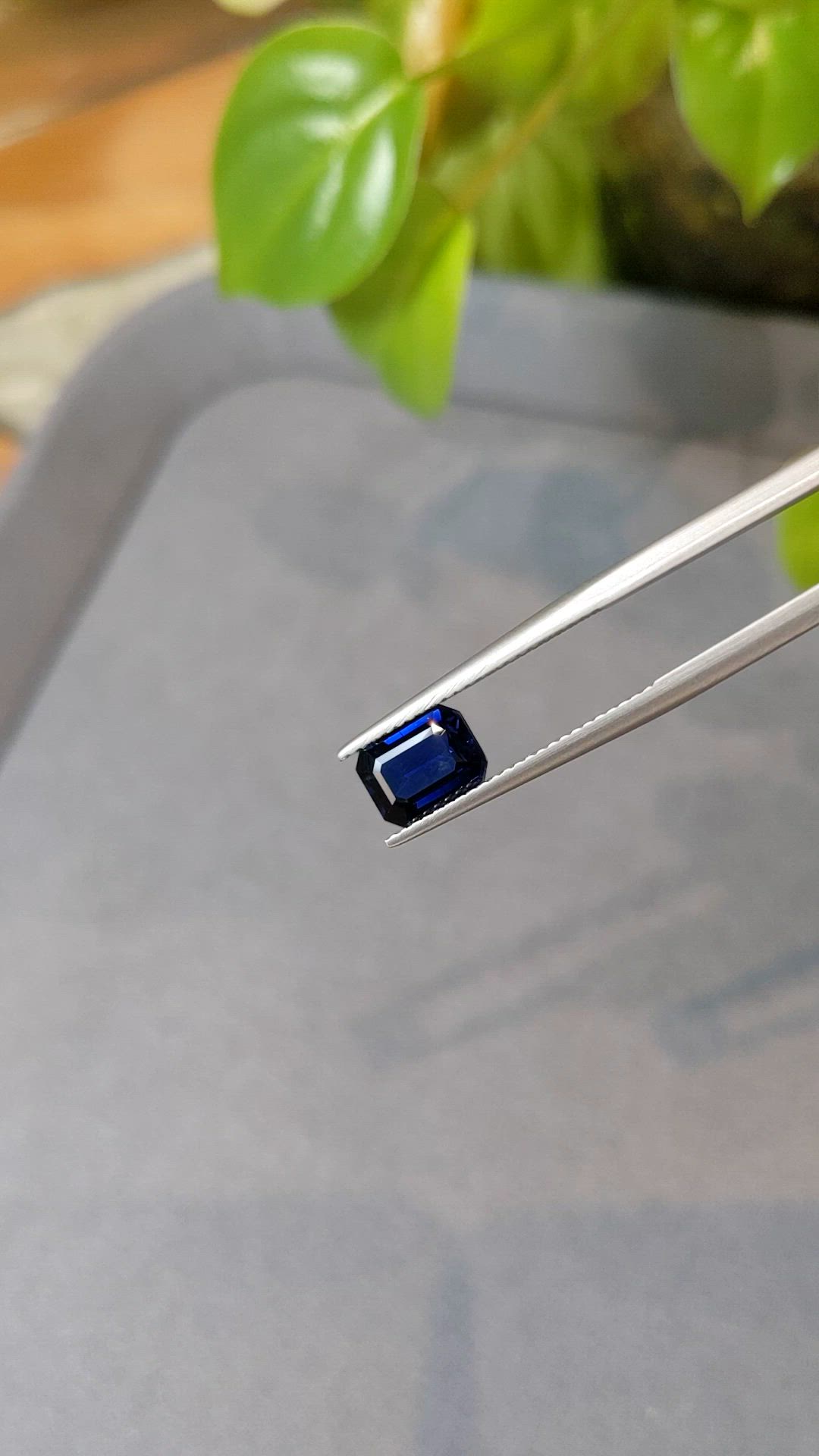 1.75 Ct. Blue Sapphire from Ceylon (Sri Lanka) Size Video
