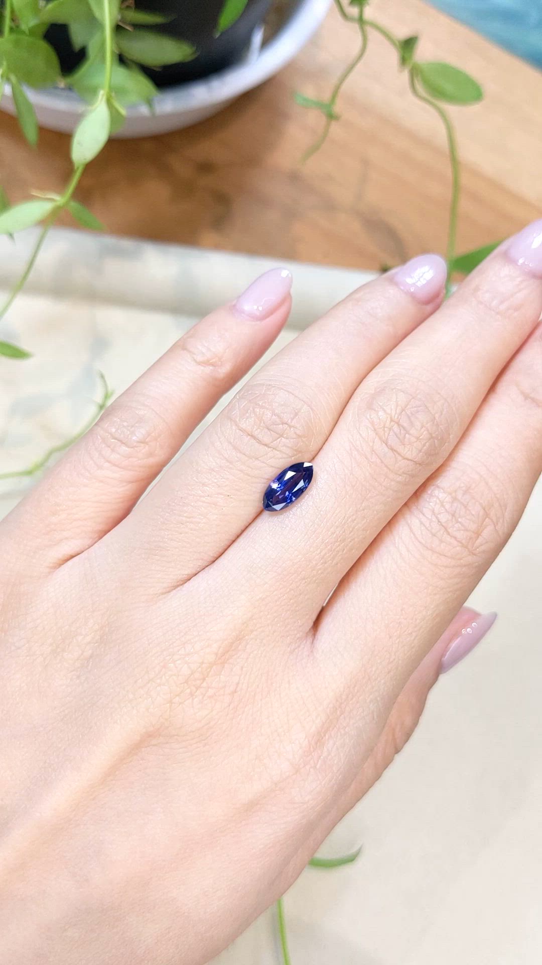 1.52 Ct. Blue Sapphire from Ceylon (Sri Lanka) Size Video