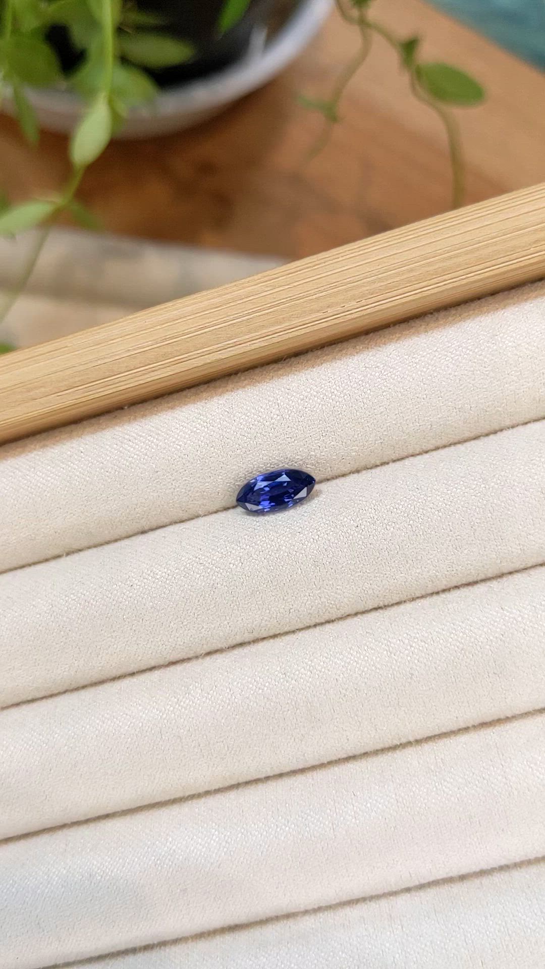 1.52 Ct. Blue Sapphire from Ceylon (Sri Lanka) Size Video