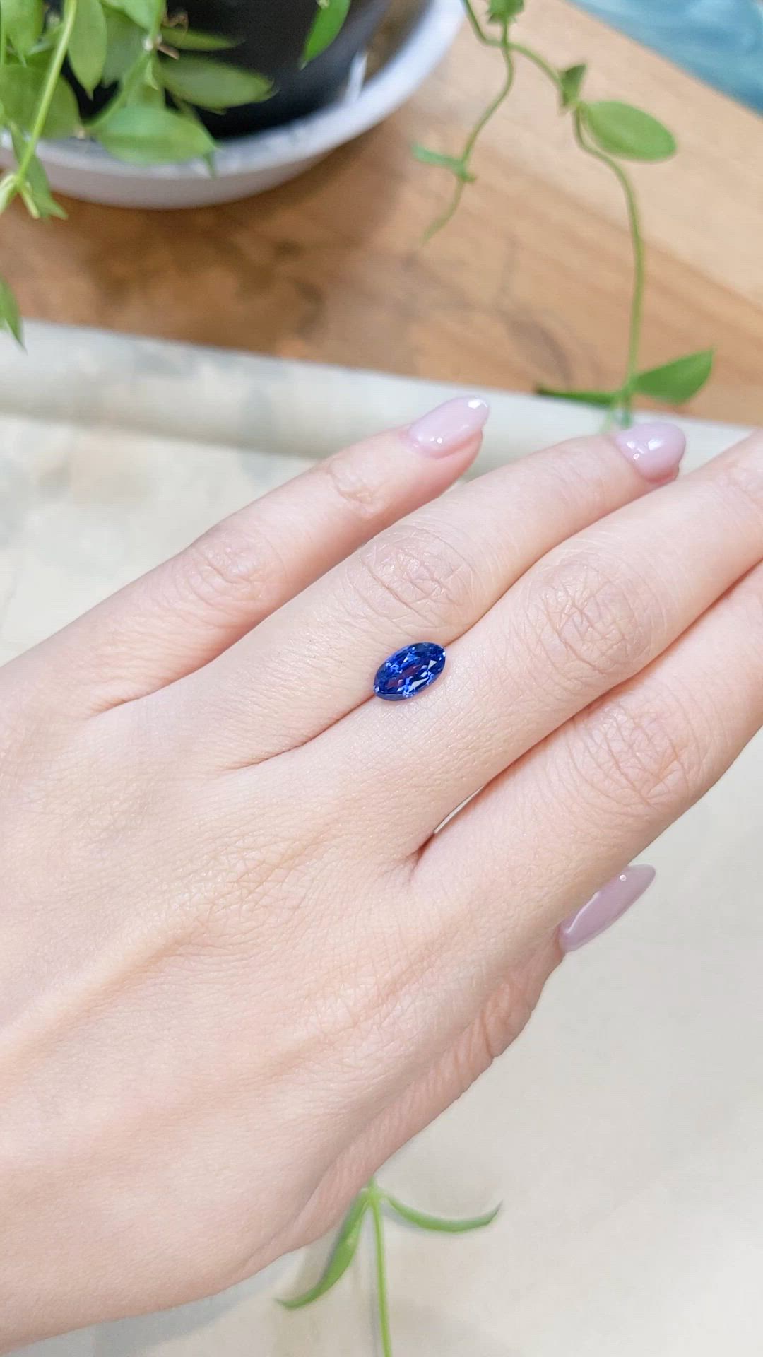1.80 Ct. Blue Sapphire from Ceylon (Sri Lanka) Size Video
