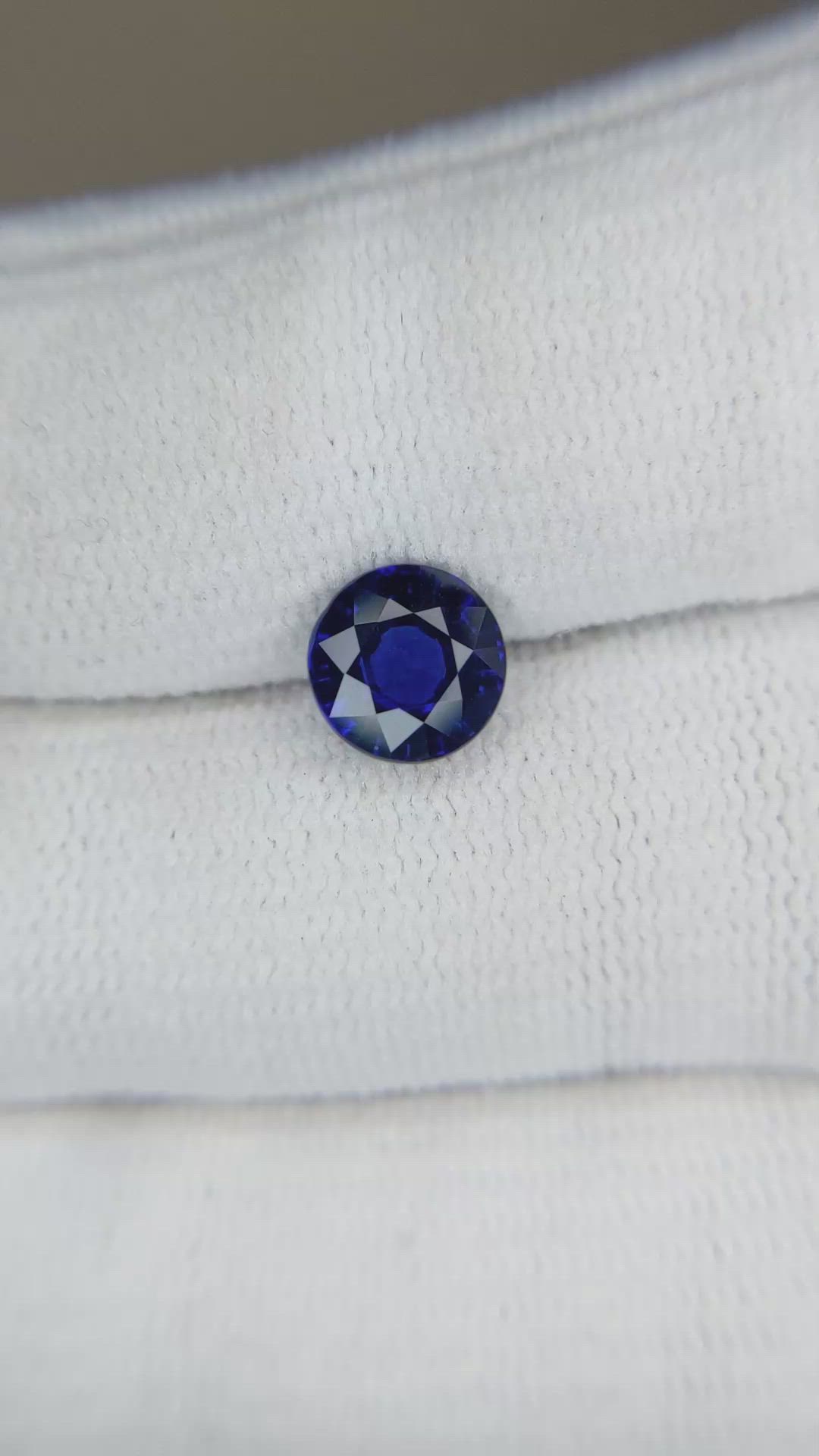 2.06 Ct. Blue Sapphire from Ceylon (Sri Lanka) Size Video