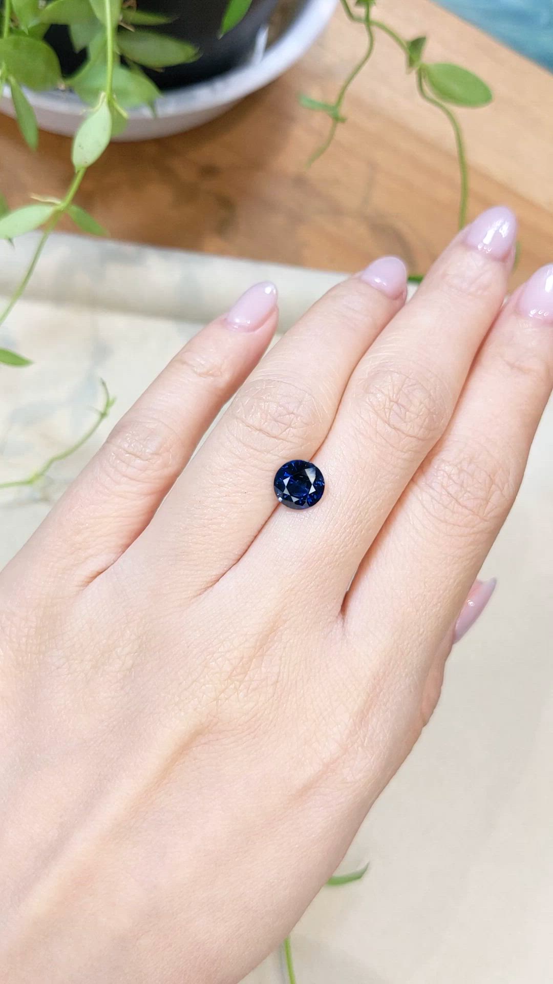 2.13 Ct. Blue Sapphire from Ceylon (Sri Lanka) Size Video