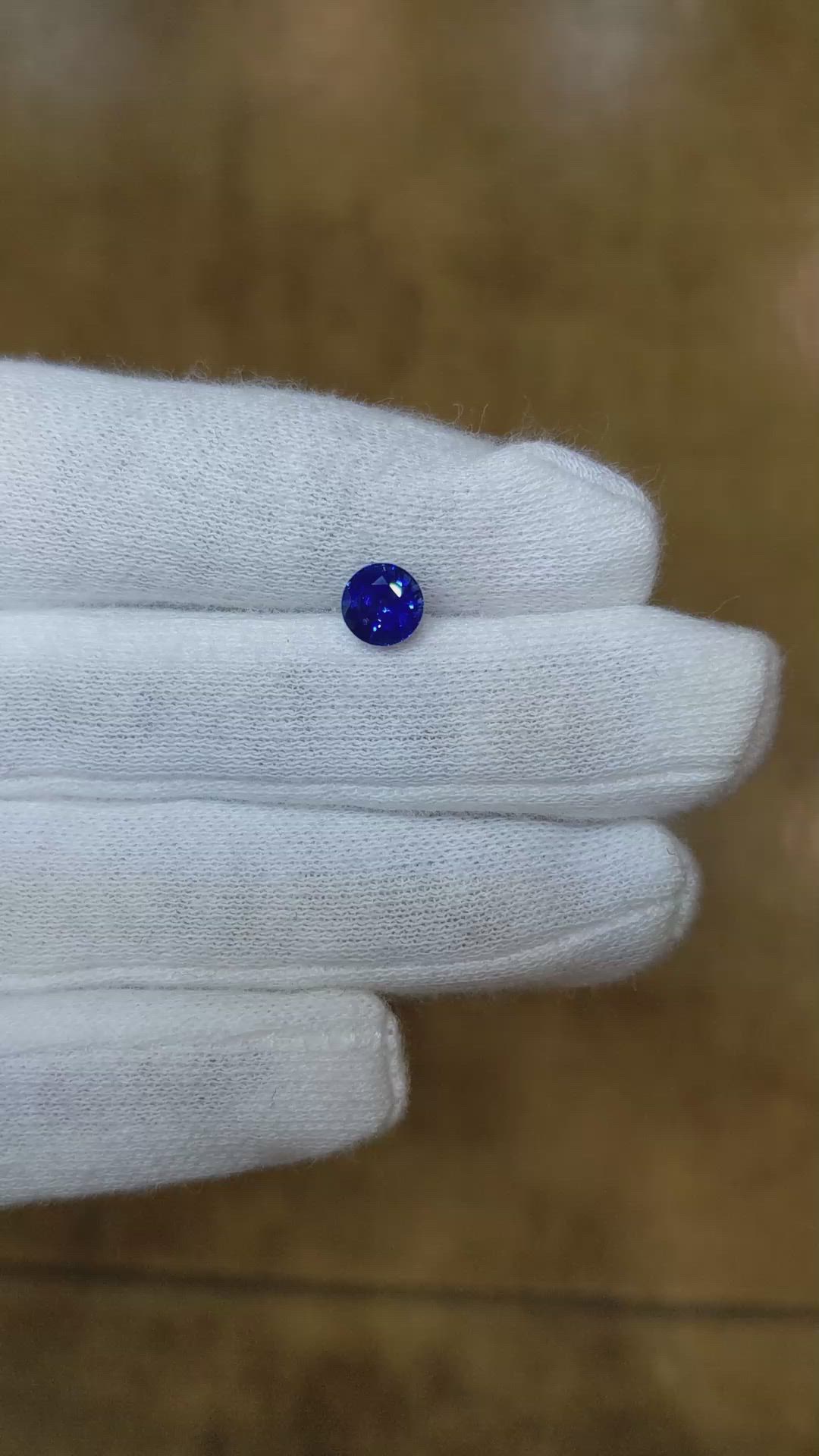 1.13 Ct. Blue Sapphire from Ceylon (Sri Lanka) Size Video