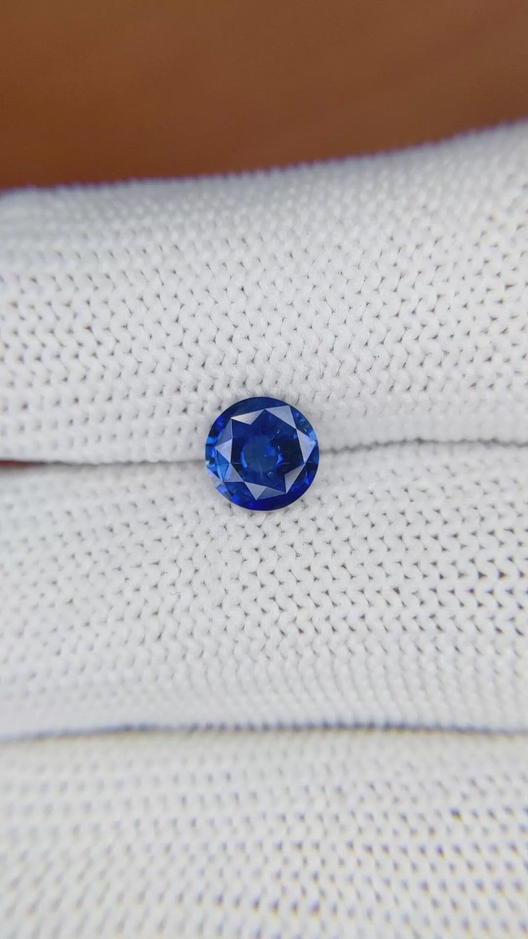 1.20 Ct. Blue Sapphire from Ceylon (Sri Lanka) Size Video