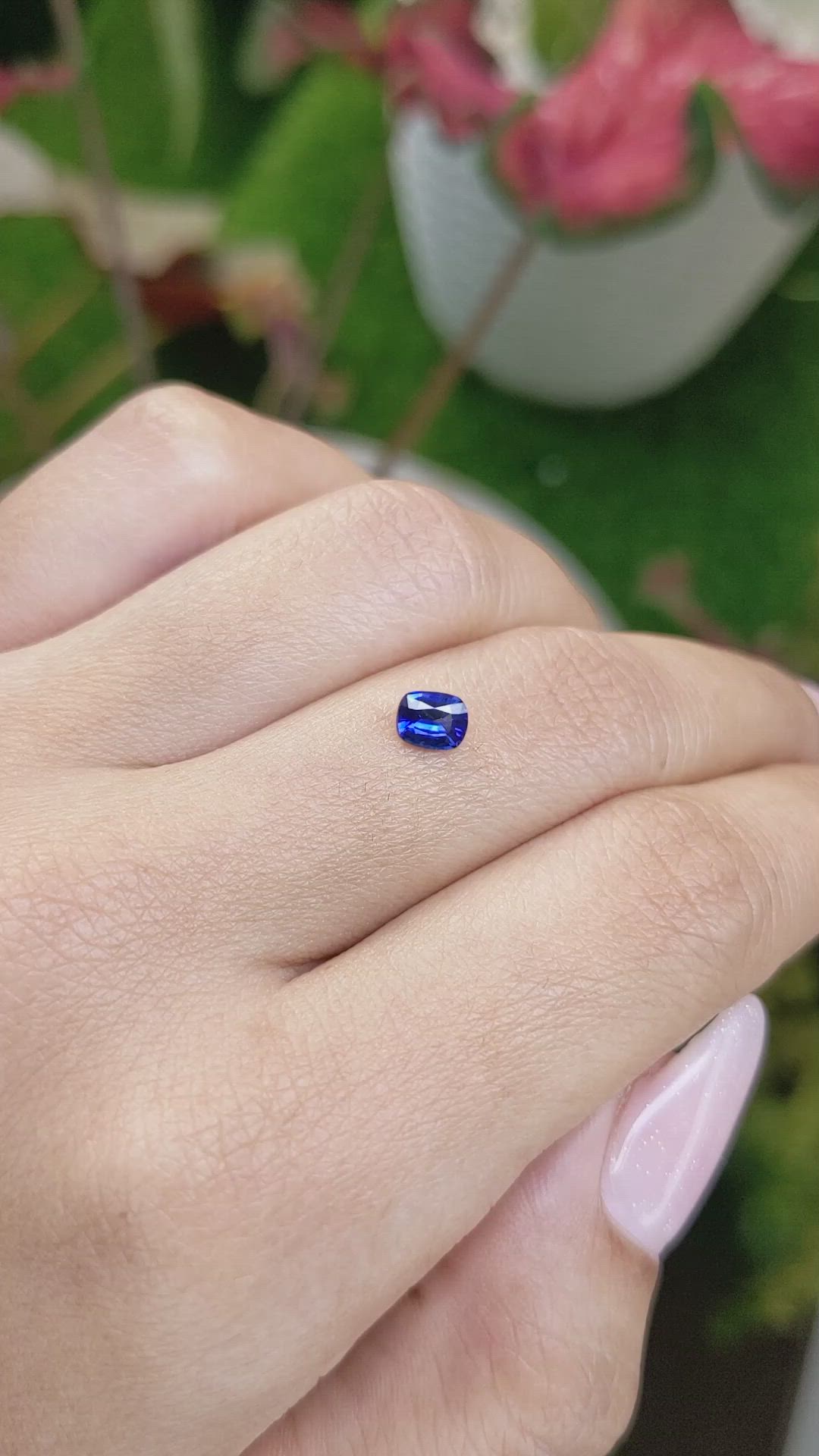 0.46 Ct. Blue Sapphire from Ceylon (Sri Lanka) Size Video