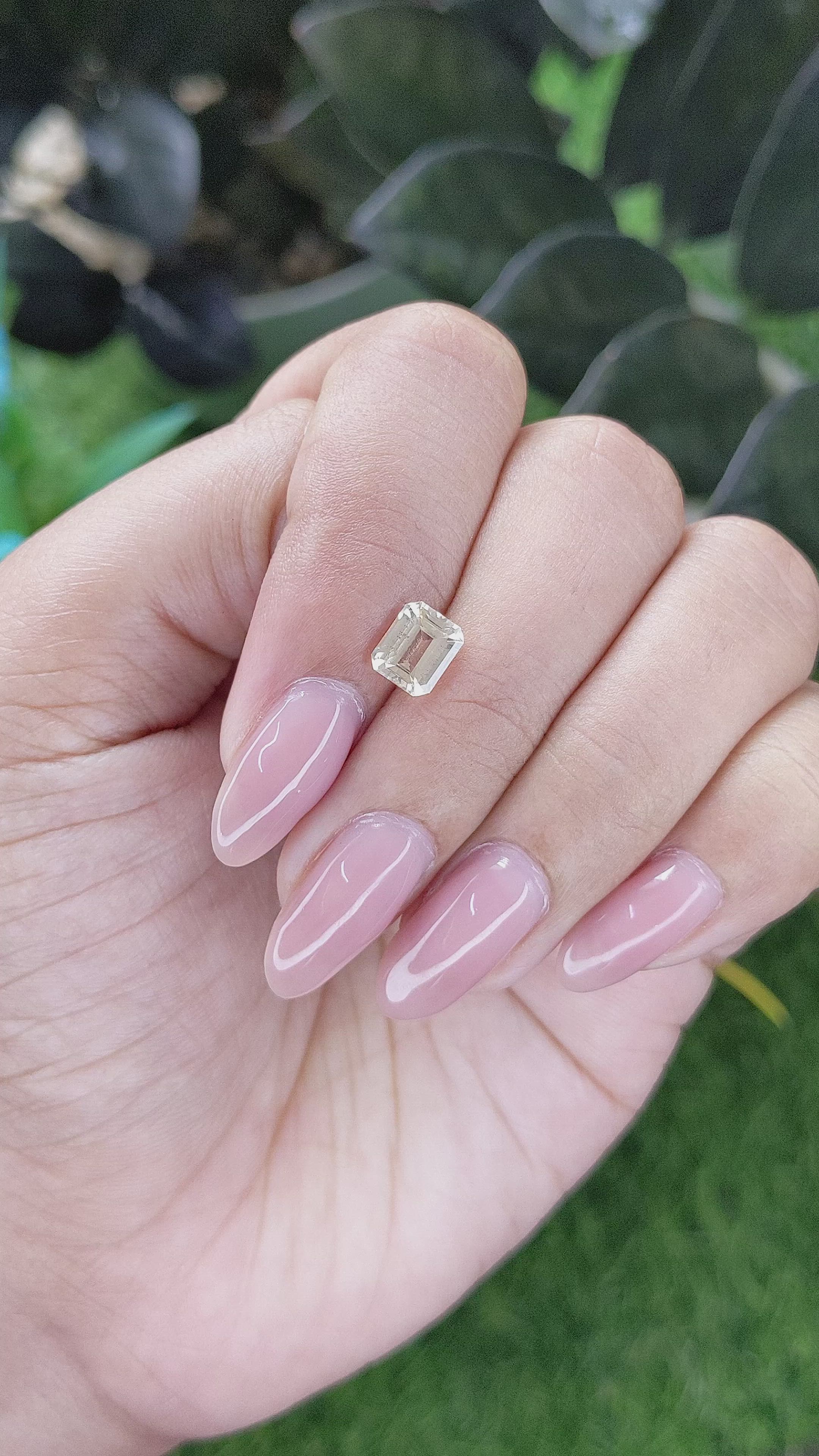 1.30 Ct. Peach Sapphire from Africa Size Video
