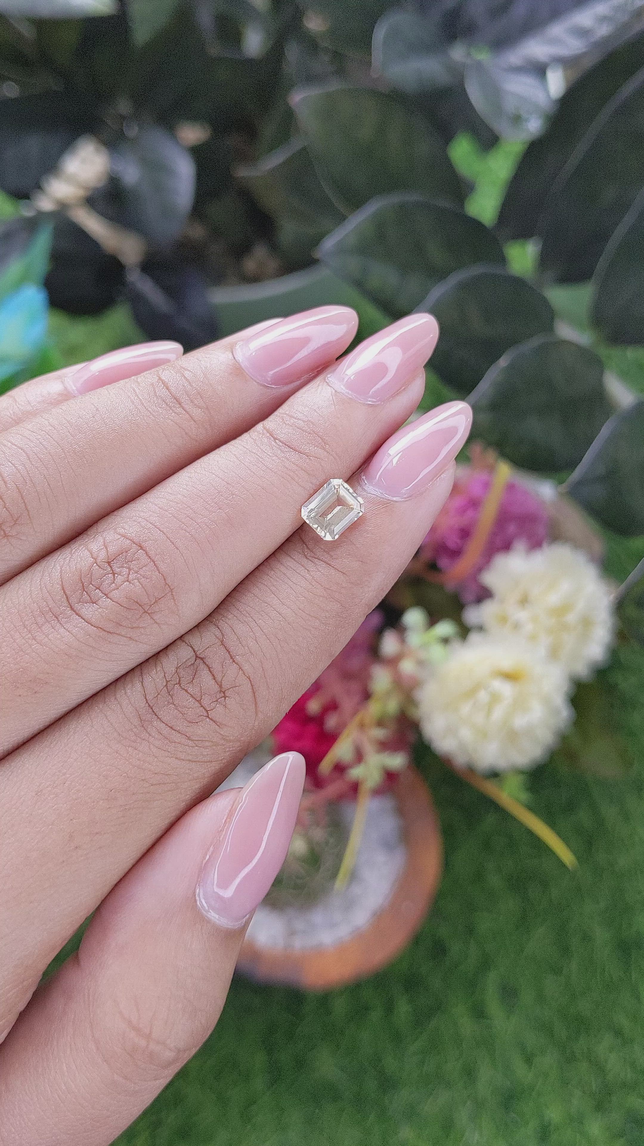 1.30 Ct. Peach Sapphire from Africa Size Video