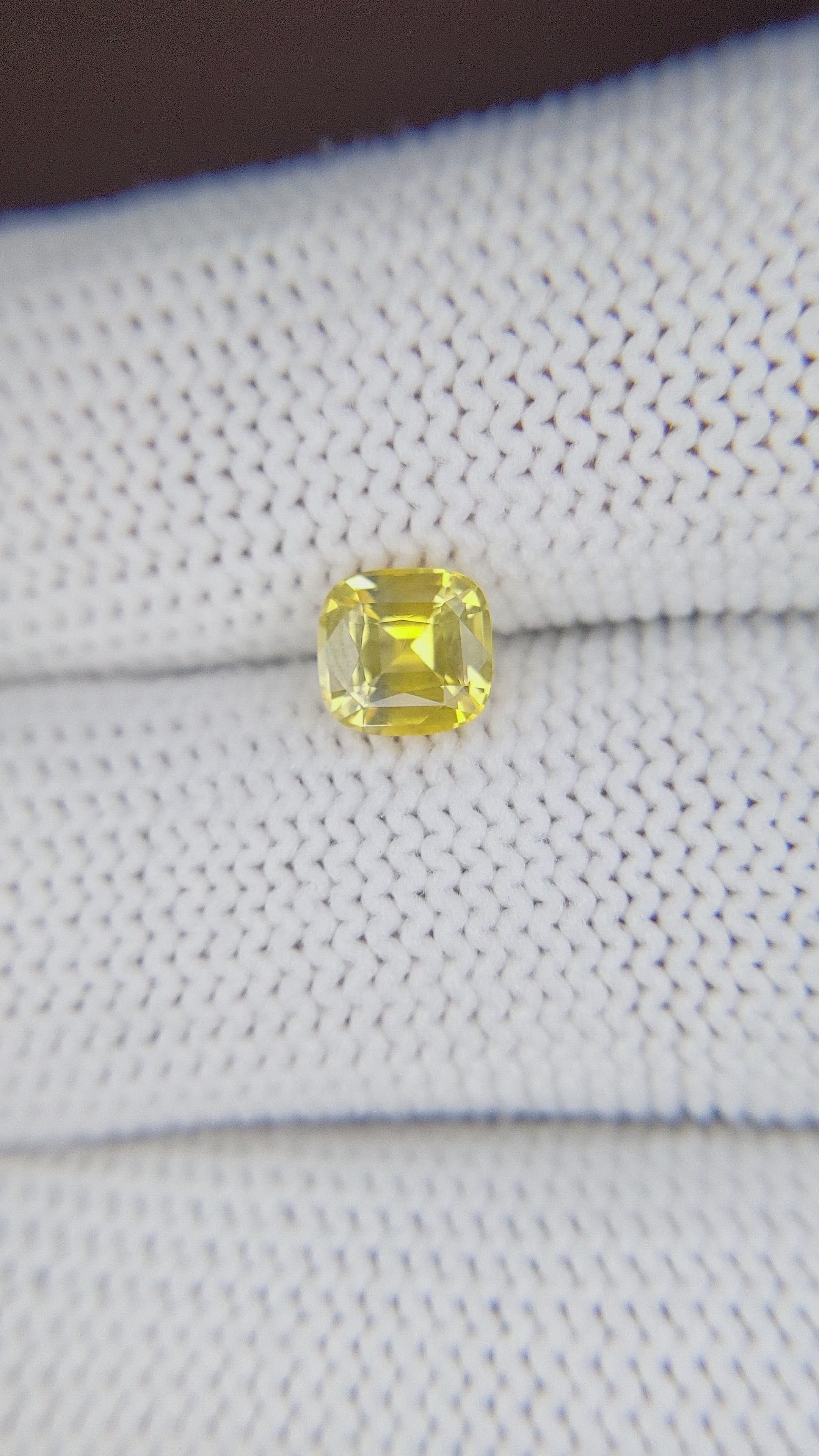 1.13 Ct. Yellow Sapphire from Ceylon (Sri Lanka) Size Video