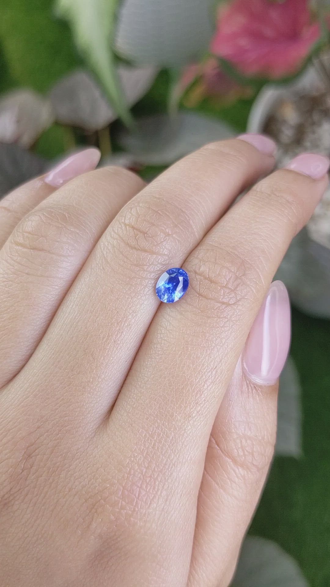 1.16 Ct. Blue Sapphire from Ceylon (Sri Lanka) Size Video