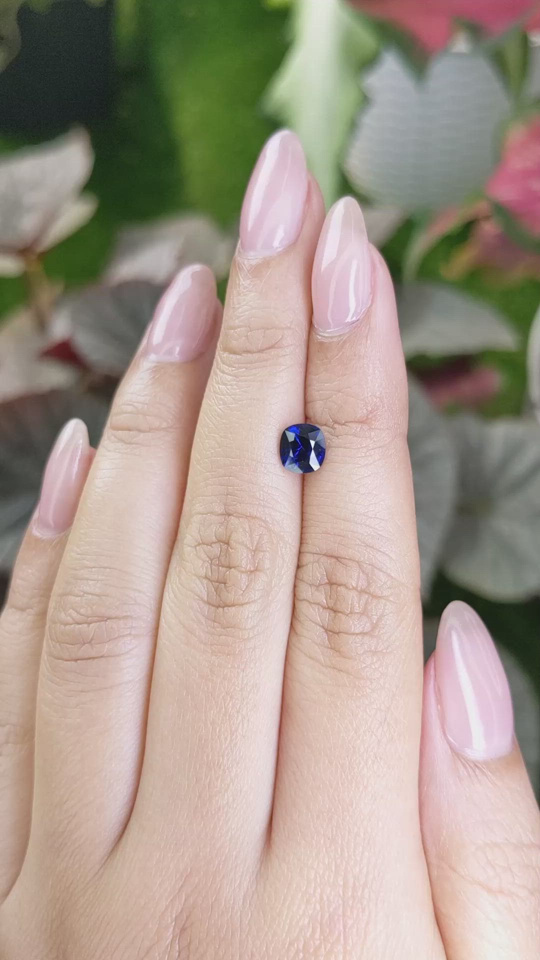 1.14 Ct. Blue Sapphire from Ceylon (Sri Lanka) Size Video