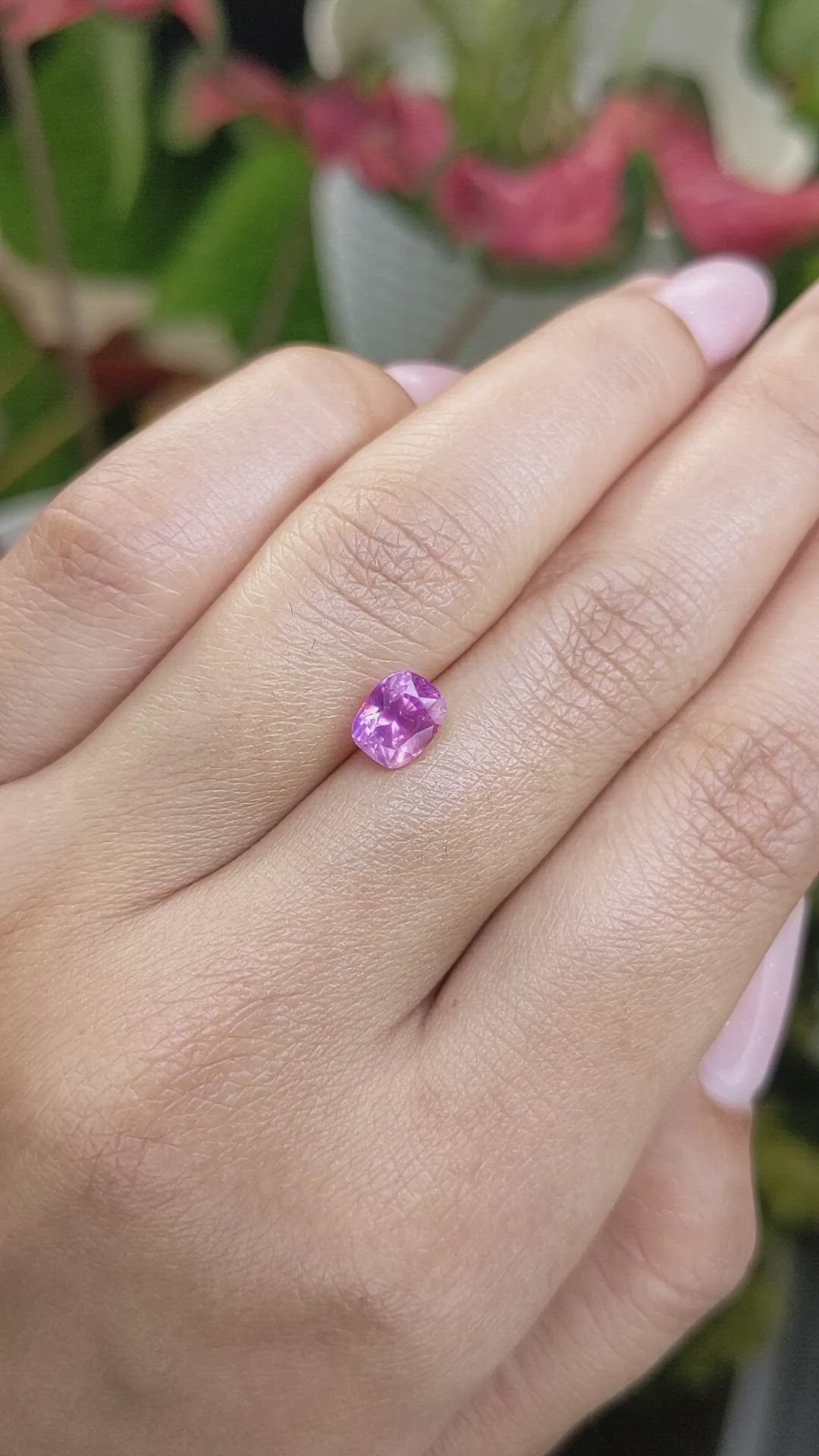 1.58 Ct. Purplish Pink Sapphire from Ceylon (Sri Lanka) Size Video