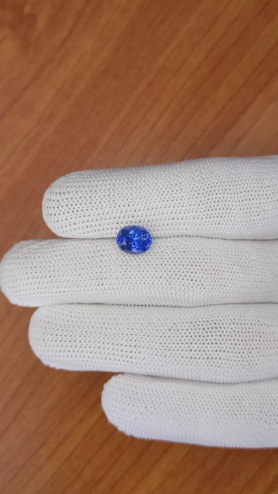 2.22 Ct. Blue Sapphire from Ceylon (Sri Lanka) Size Video