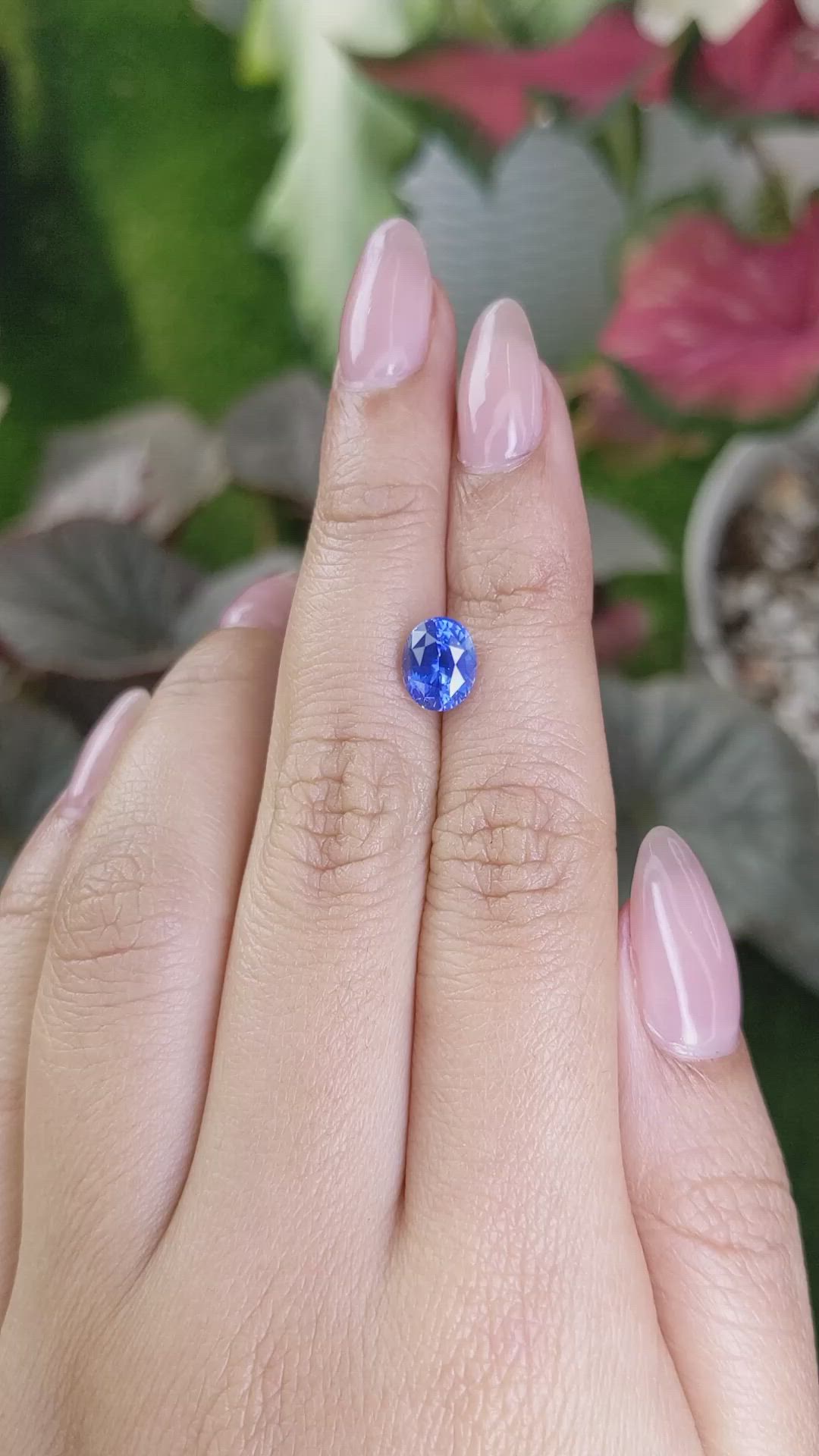 2.22 Ct. Blue Sapphire from Ceylon (Sri Lanka) Size Video
