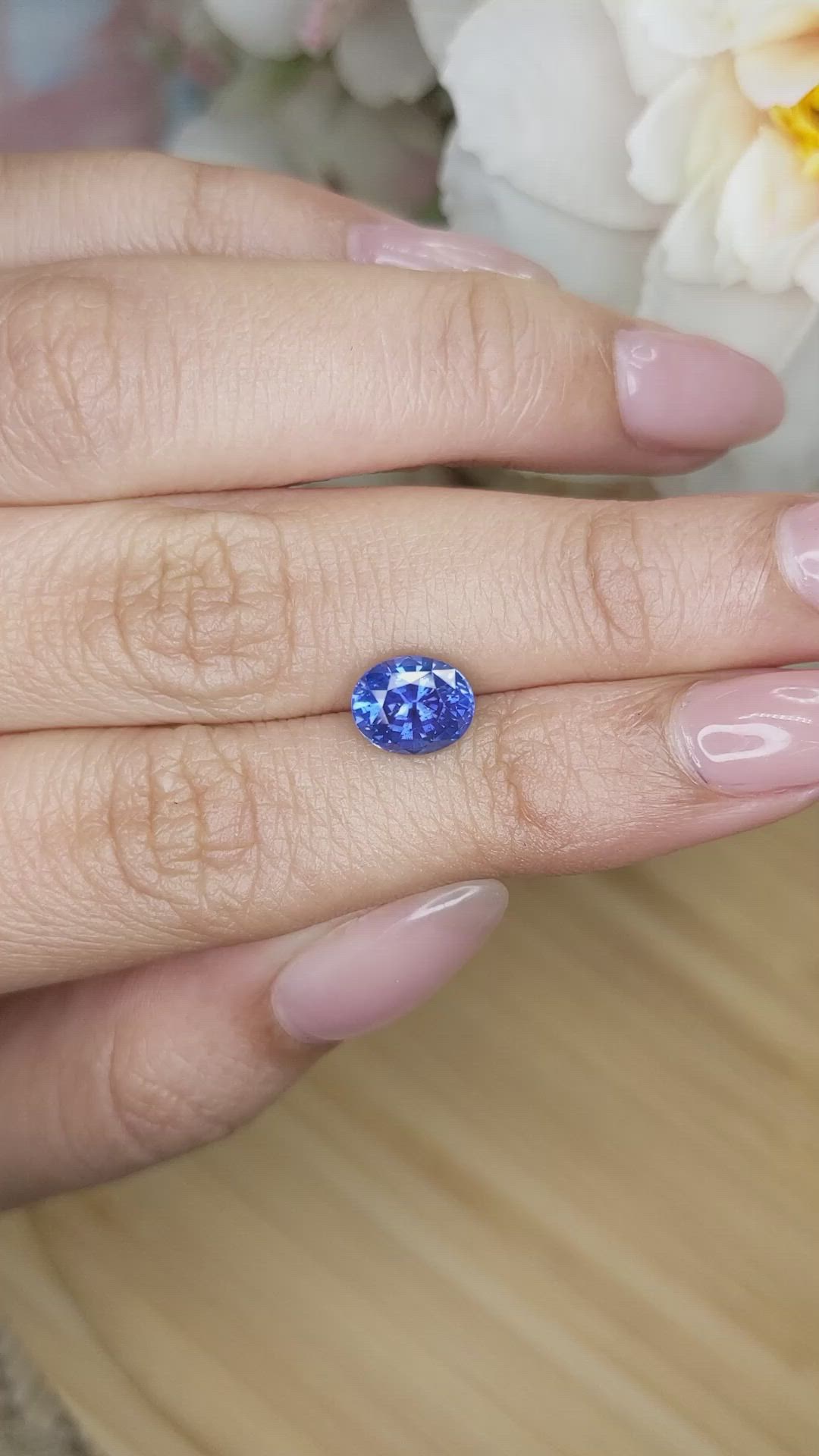 2.22 Ct. Blue Sapphire from Ceylon (Sri Lanka) Size Video