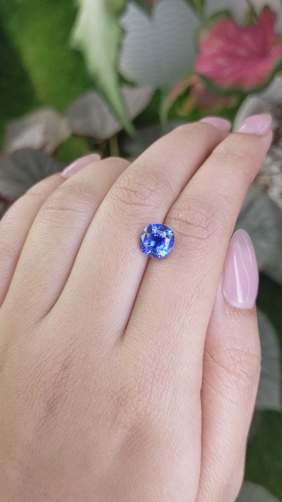 3.11 Ct. Blue Sapphire from Ceylon (Sri Lanka) Size Video