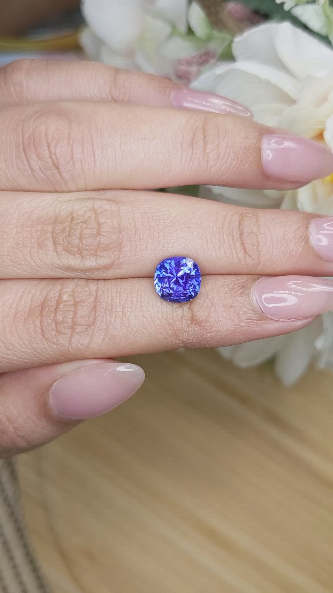 3.11 Ct. Blue Sapphire from Ceylon (Sri Lanka) Size Video