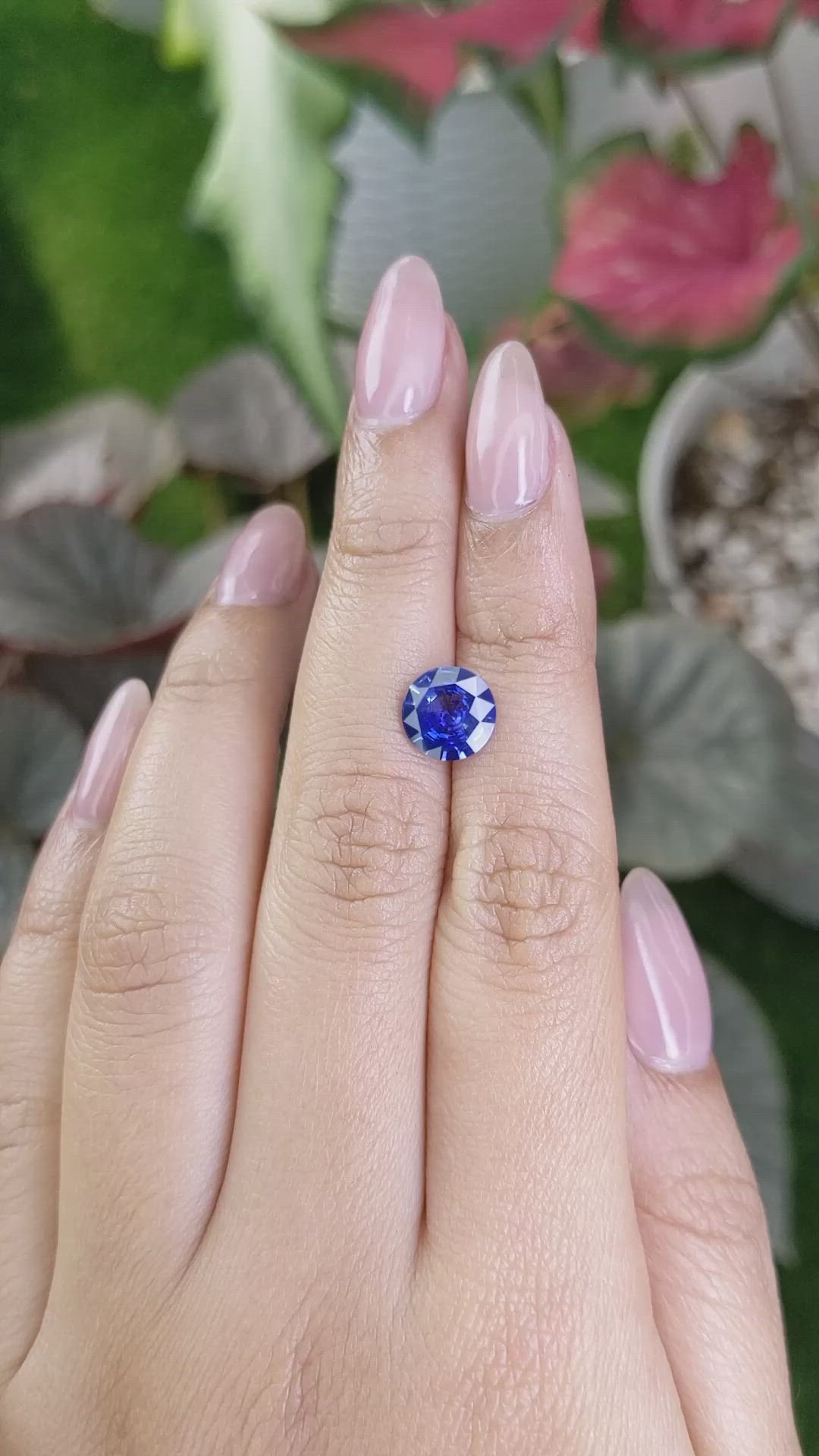 2.12 Ct. Blue Sapphire from Ceylon (Sri Lanka) Size Video